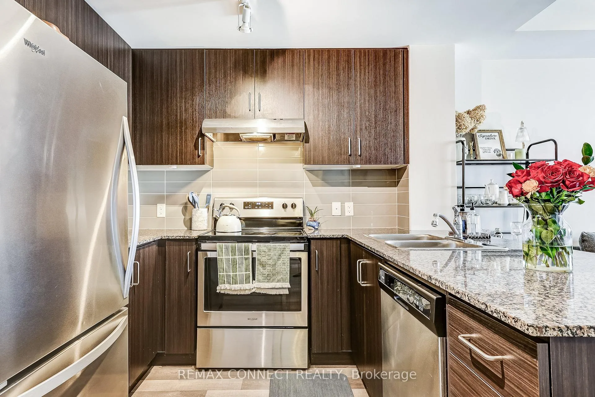 Photo 7 of Unit 420, 21 Brookhouse Drive, Clarington, Newcastle — HOMEH