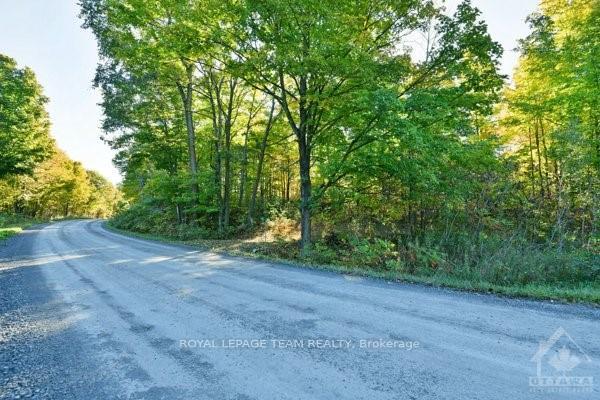 Photo 2 of 1121 Brae-Loch Road, McNab/Braeside, Mcnab/Braeside Twps — HOMEH