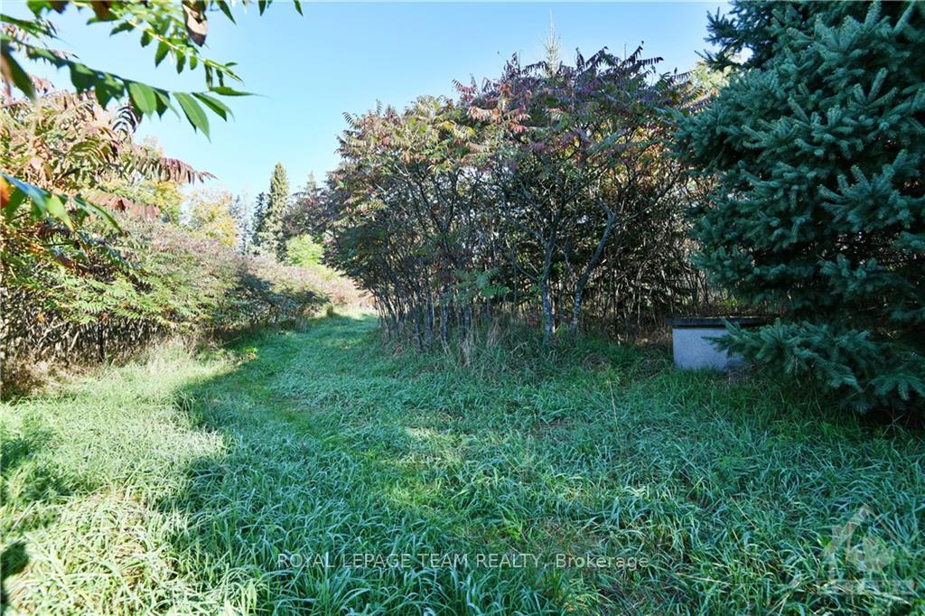 Photo 5 of 1121 Brae-Loch Road, McNab/Braeside, Mcnab/Braeside Twps — HOMEH