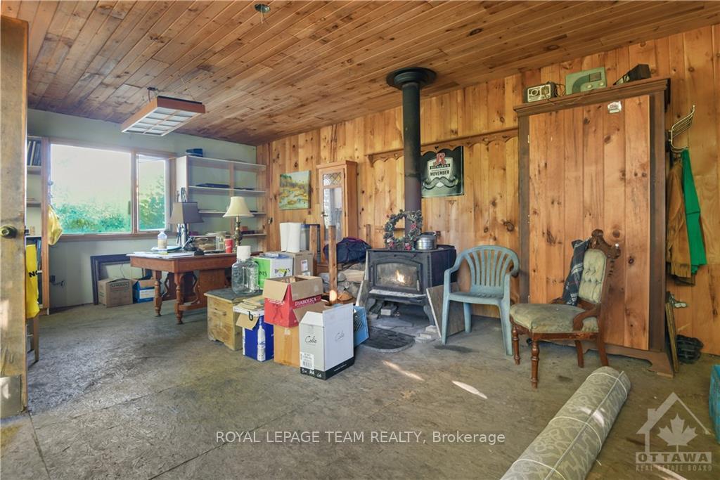 Photo 9 of 1121 Brae-Loch Road, McNab/Braeside, Mcnab/Braeside Twps — HOMEH