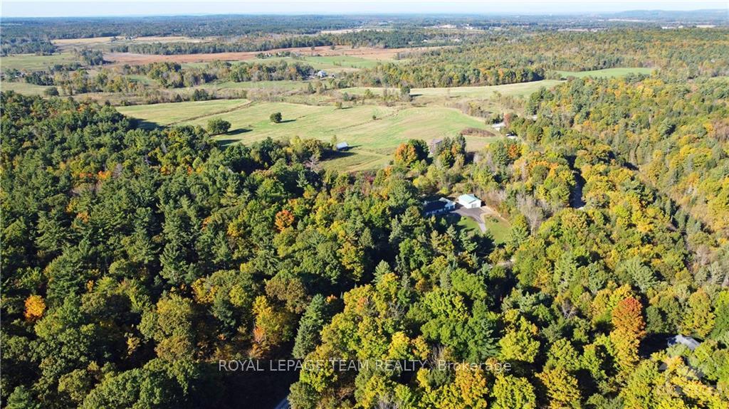 Photo 16 of 1121 Brae-Loch Road, McNab/Braeside, Mcnab/Braeside Twps — HOMEH