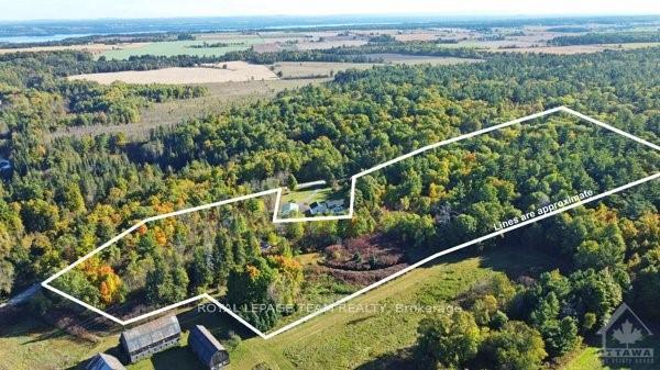 Photo 21 of 1121 Brae-Loch Road, McNab/Braeside, Mcnab/Braeside Twps — HOMEH