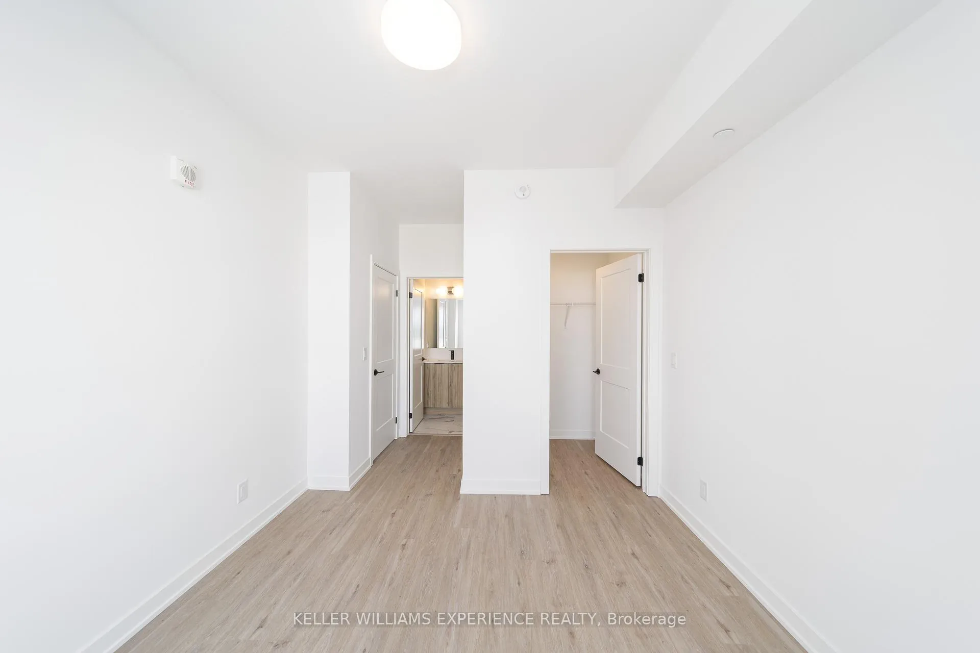 Photo 13 of Unit 206, 56 Lakeside Terrace, Barrie, Little Lake — HOMEH