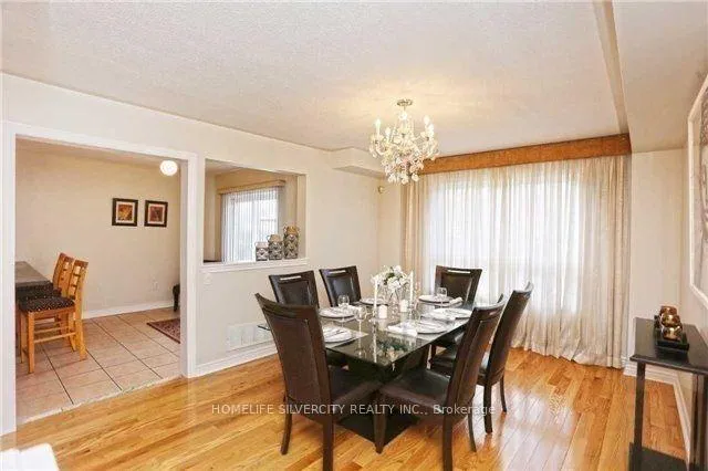 Photo 5 of Unit Upper, 26 Slessor Lane, Brampton, Bram East — HOMEH