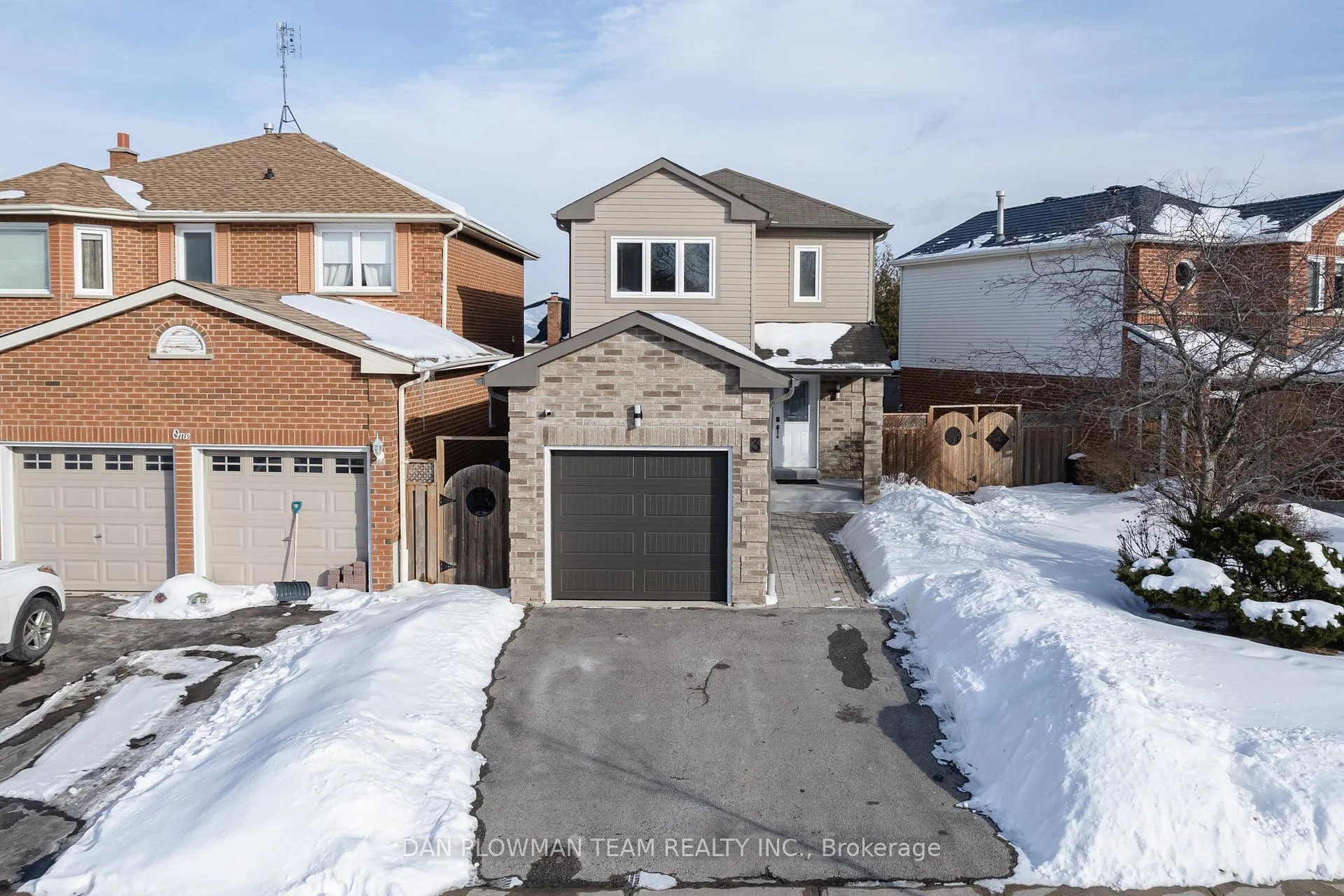Photo 1 of 3 Teddington Crescent, Whitby, Pringle Creek — HOMEH