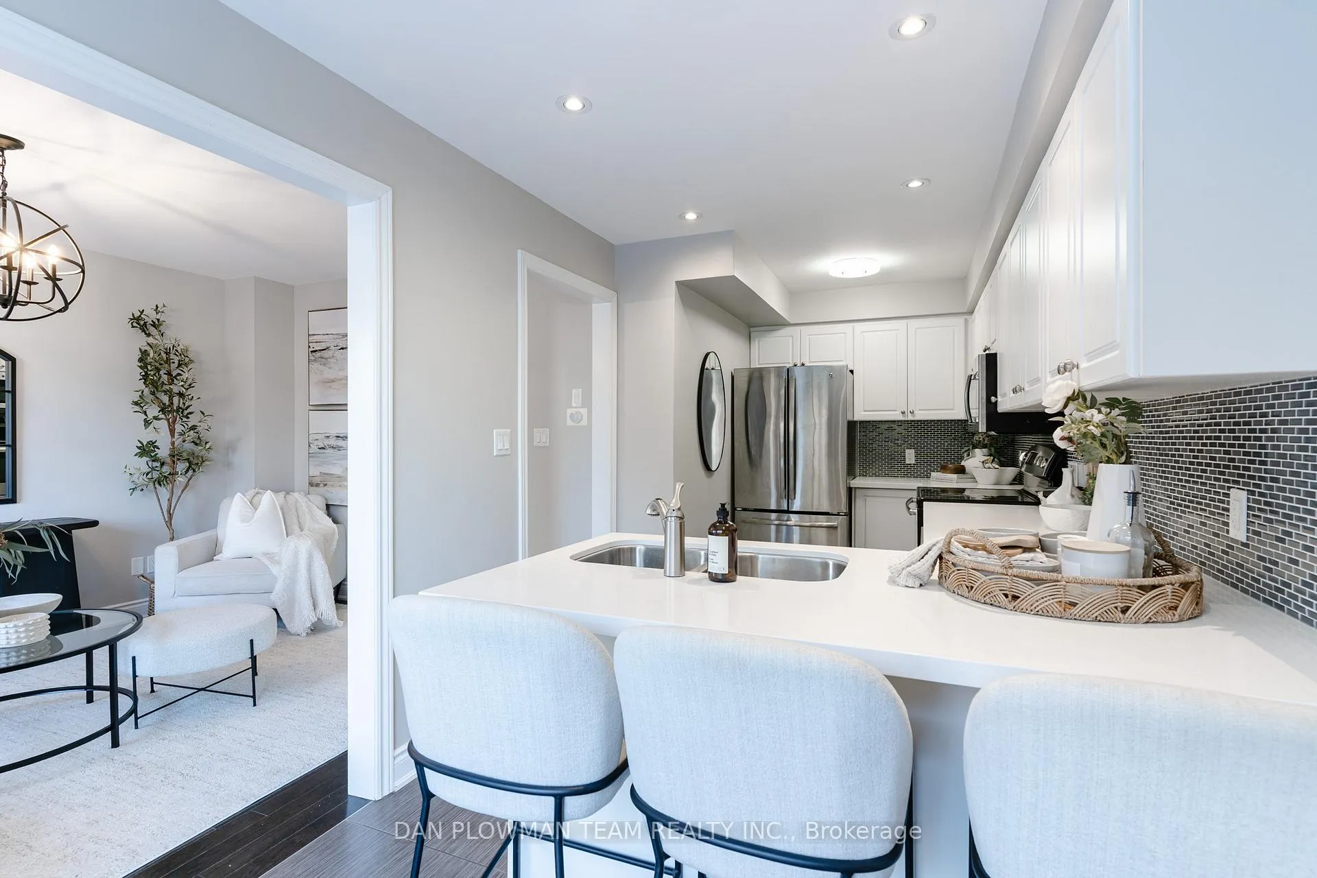 Photo 11 of 3 Teddington Crescent, Whitby, Pringle Creek — HOMEH