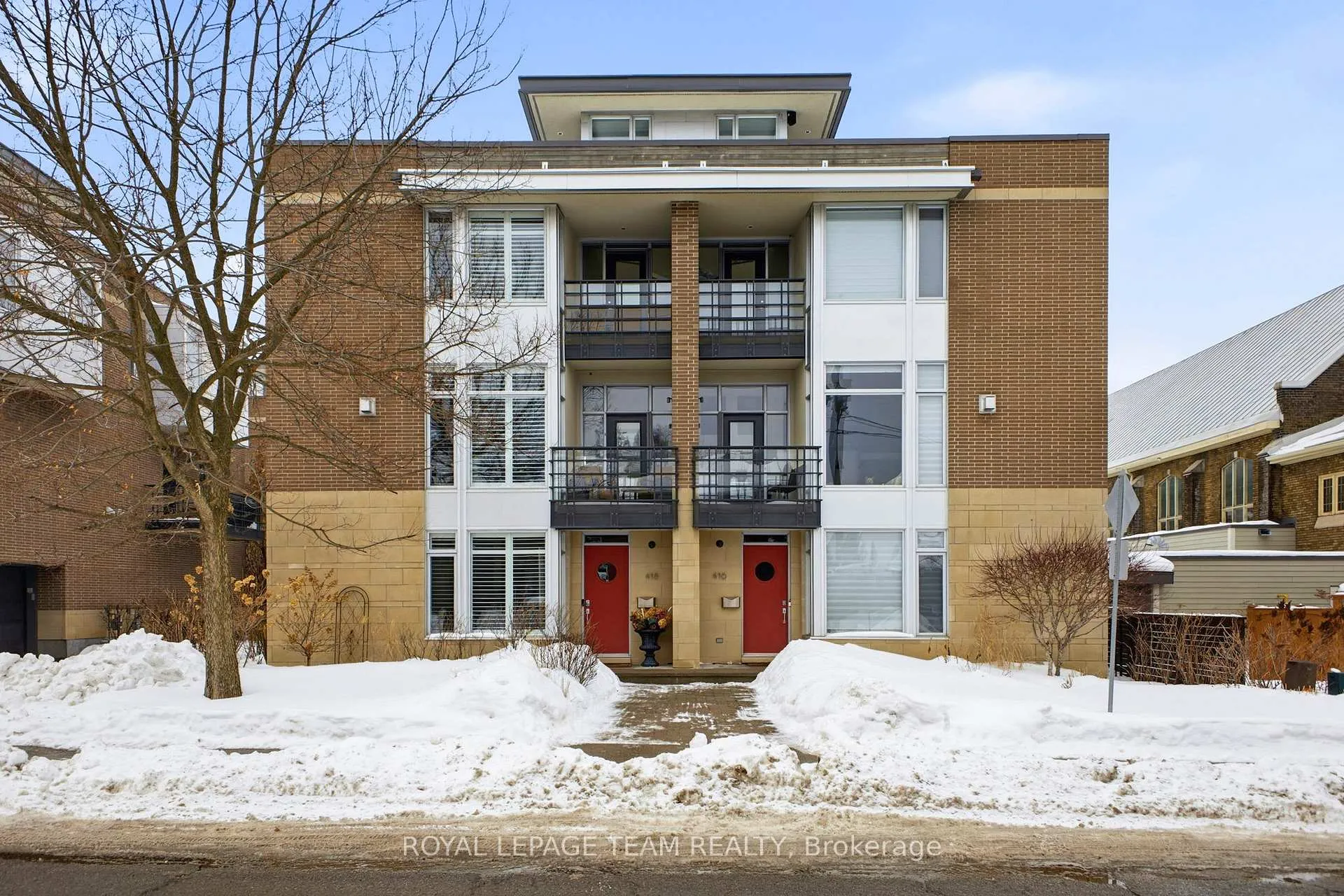 Front of 418 Mayfair Avenue