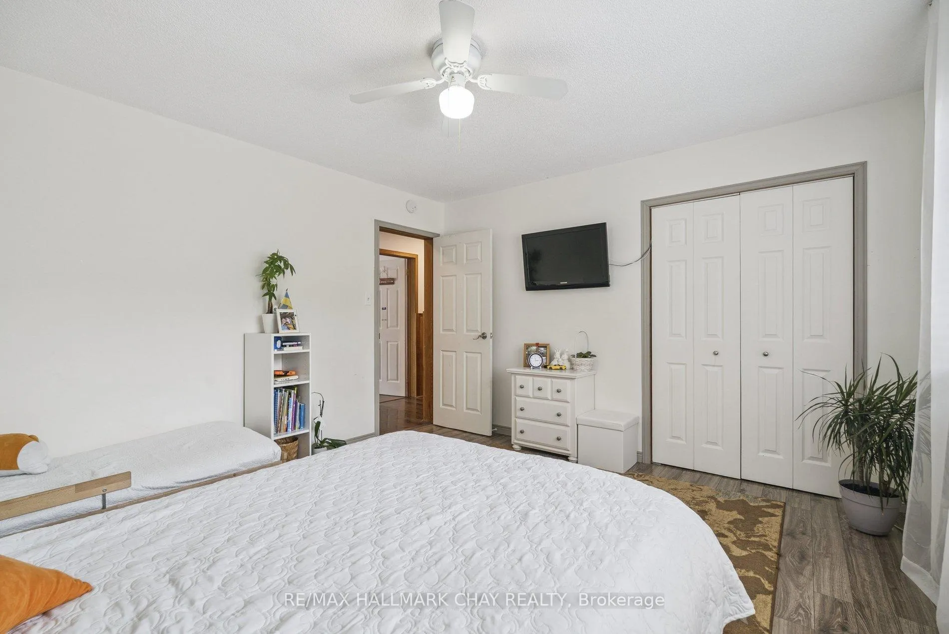Photo 20 of 7521 County Road 10, Essa, Angus — HOMEH