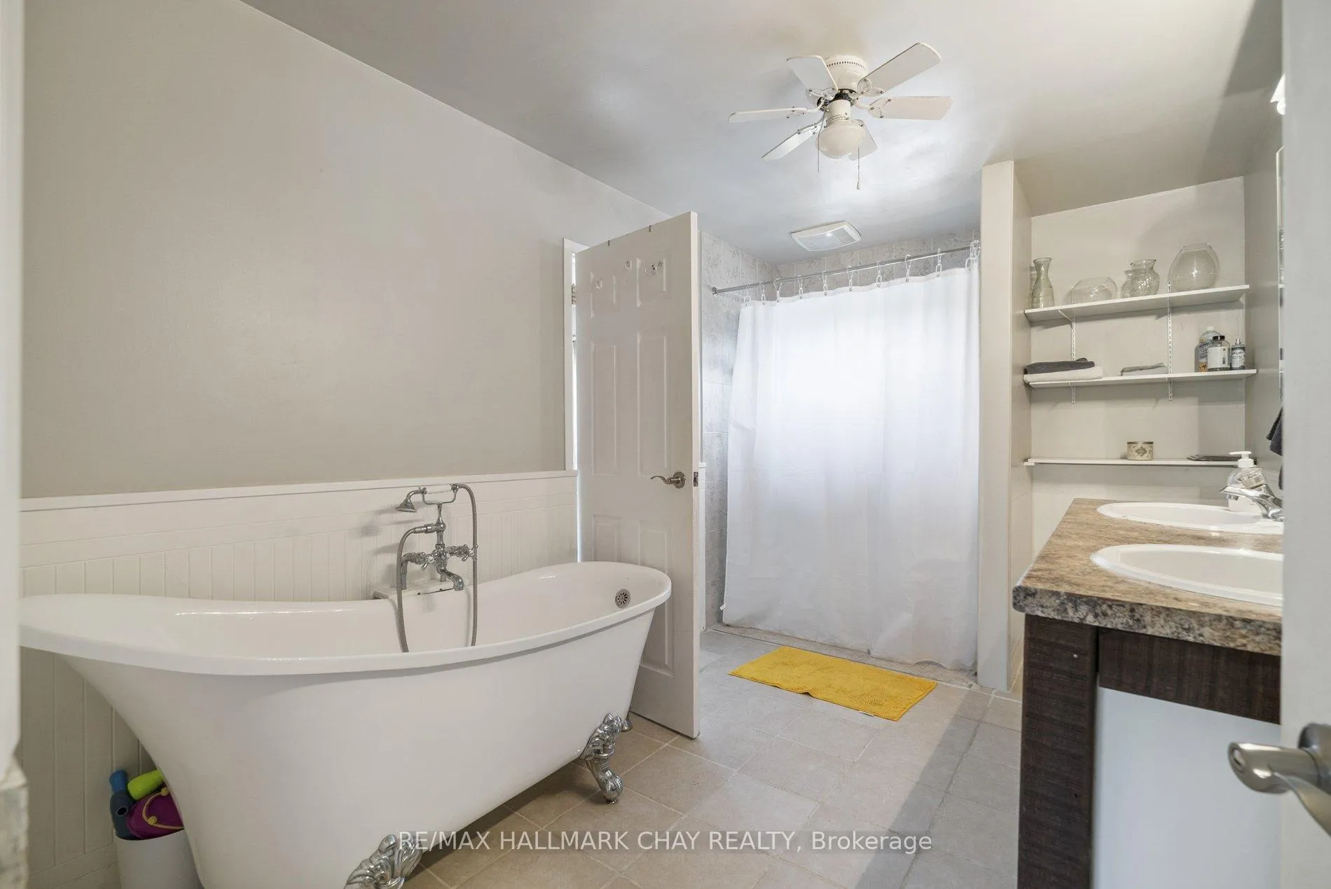Photo 33 of 7521 County Road 10, Essa, Angus — HOMEH