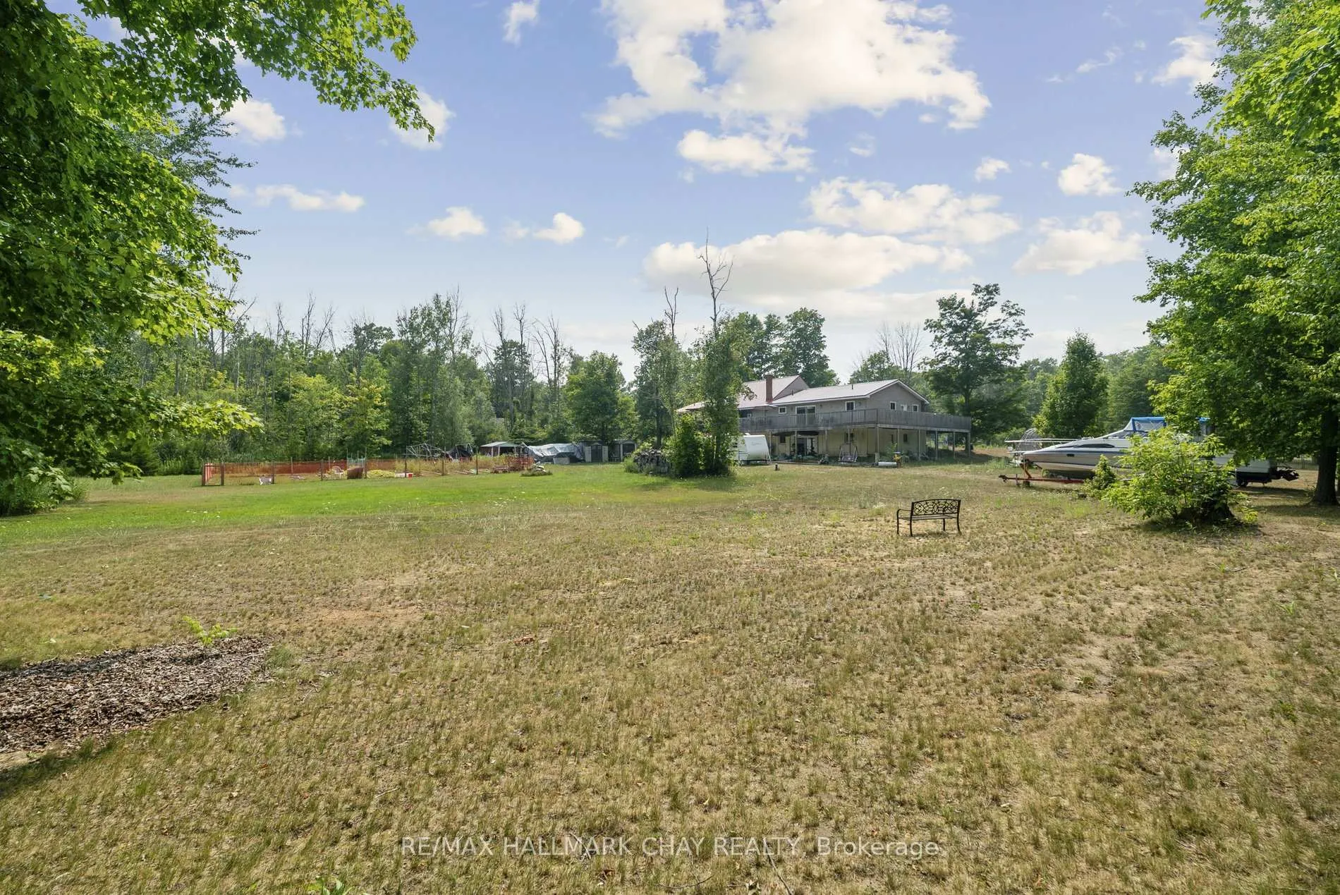 Photo 37 of 7521 County Road 10, Essa, Angus — HOMEH