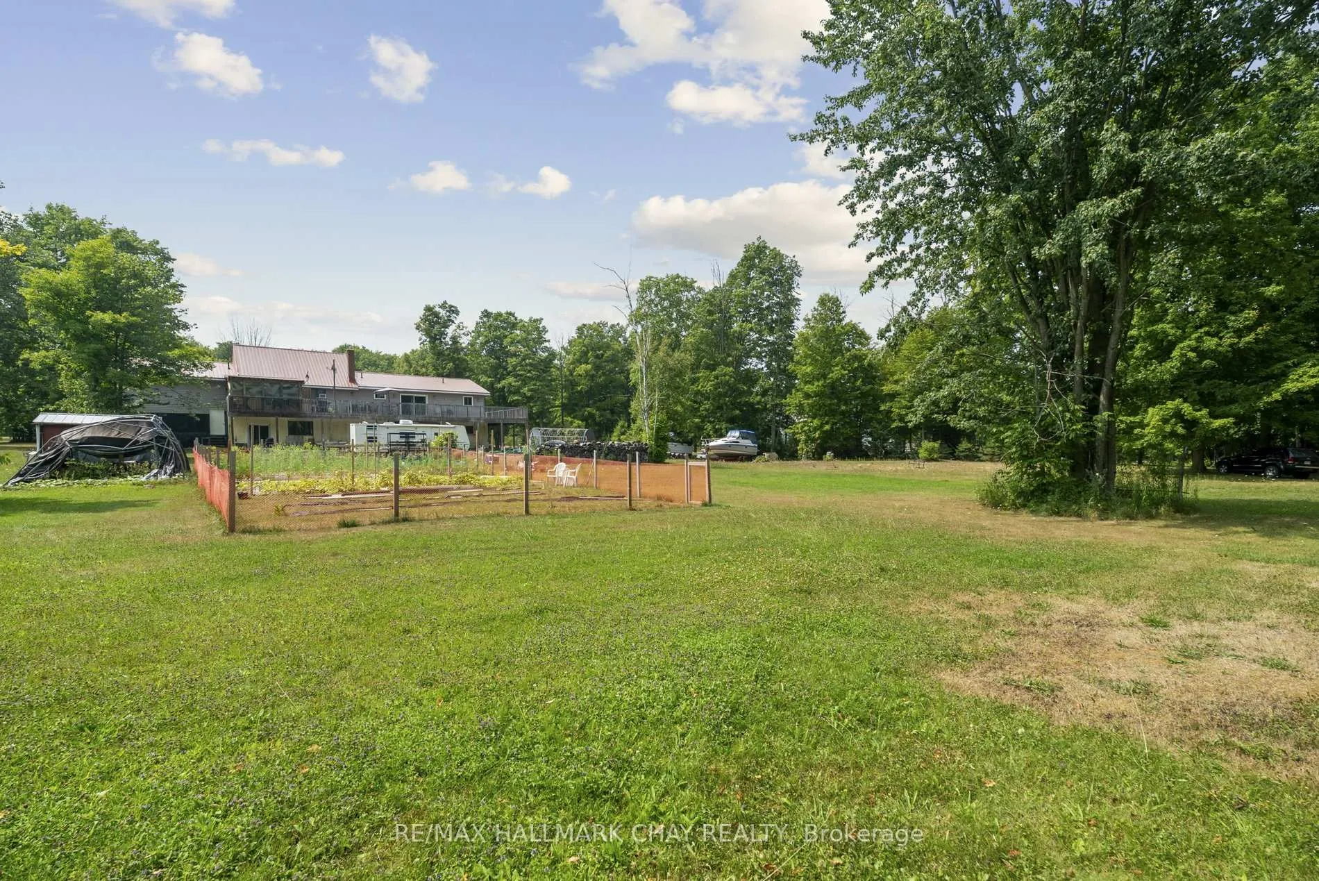 Photo 39 of 7521 County Road 10, Essa, Angus — HOMEH