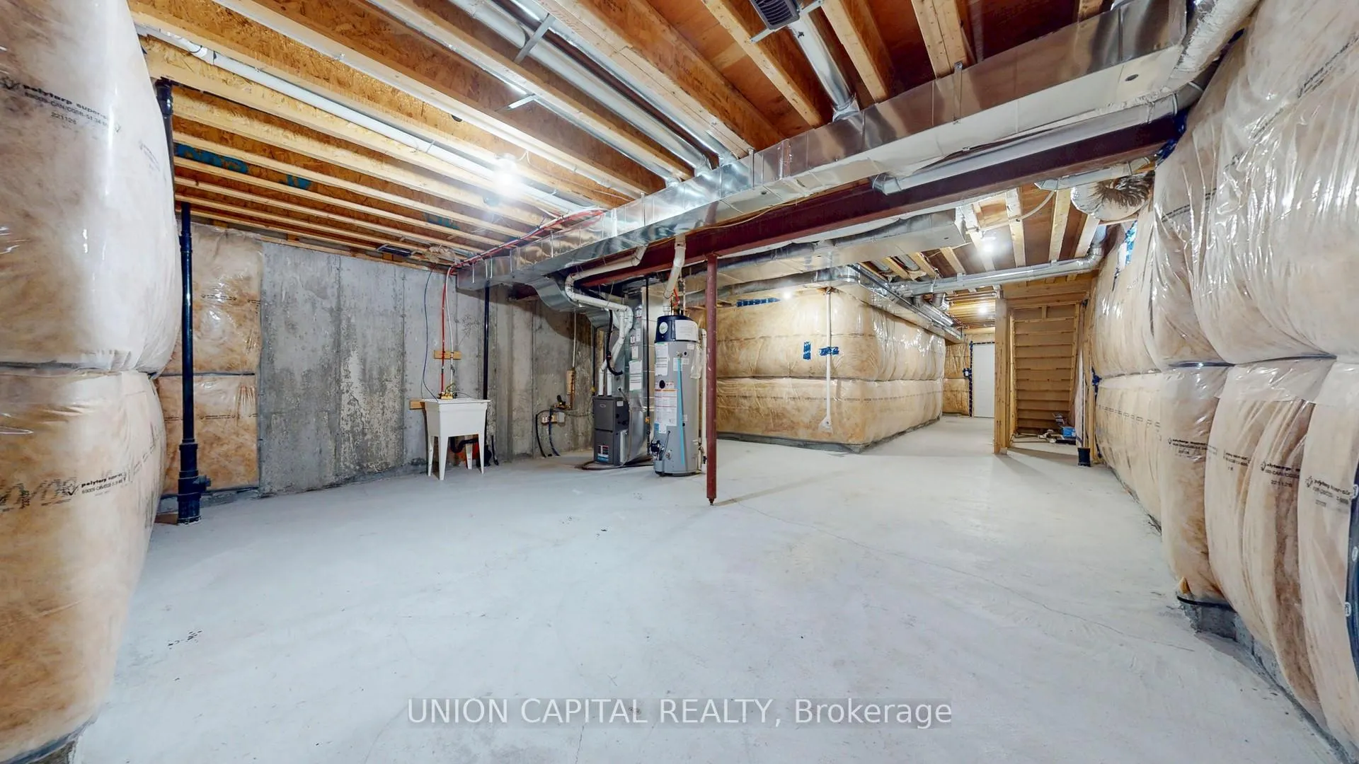 Photo 17 of 158 Ogston Crescent, Whitby, Rural Whitby — HOMEH