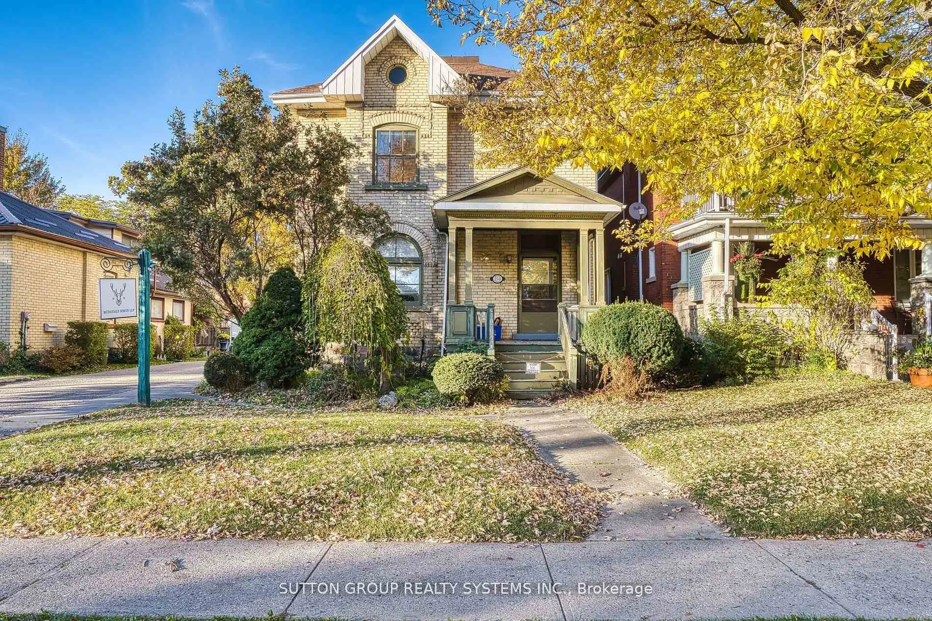 Front of 258 Ontario Street