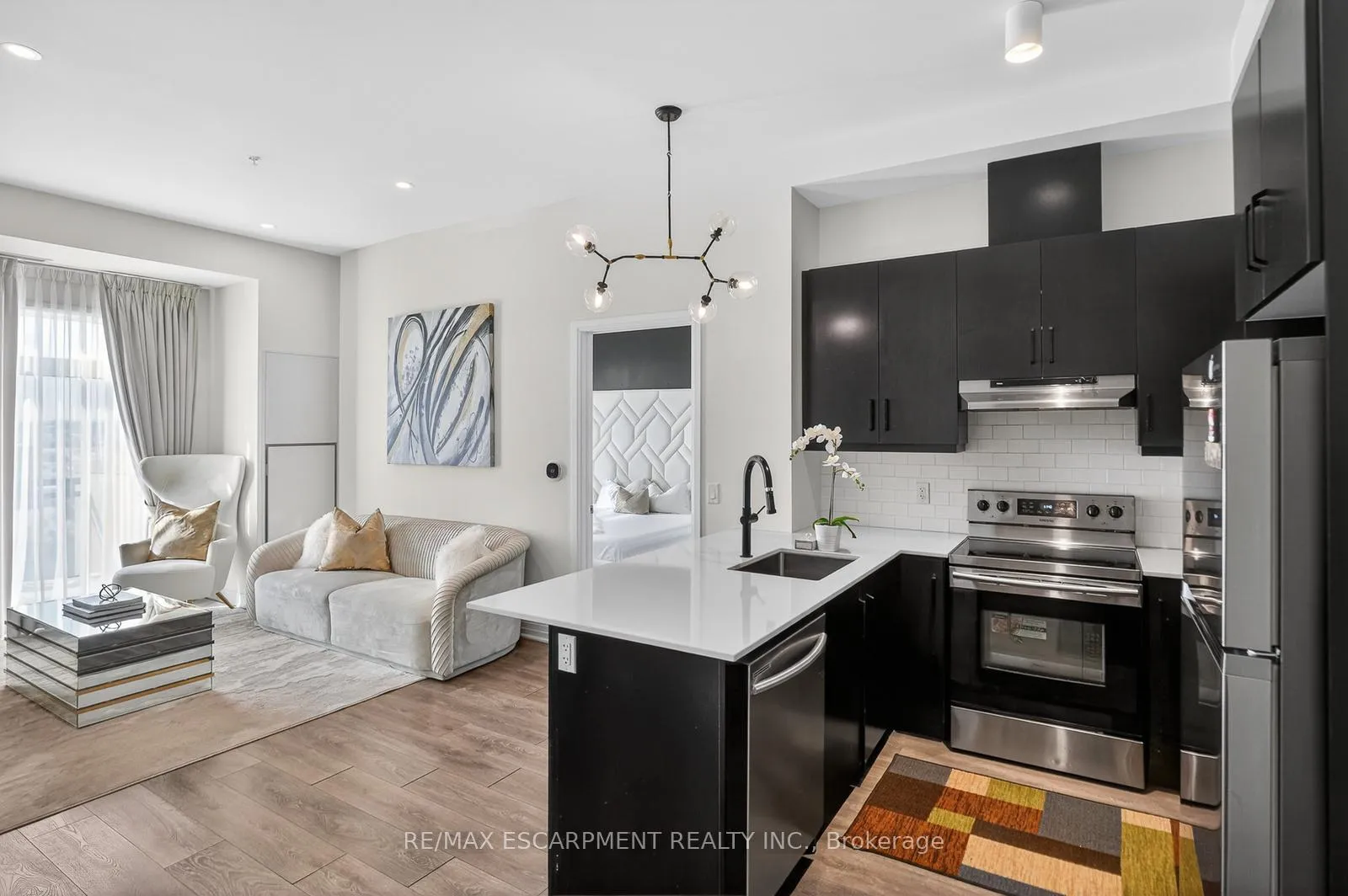 Photo 11 of Unit 631, 1105 Leger Way, Milton, Ford — HOMEH