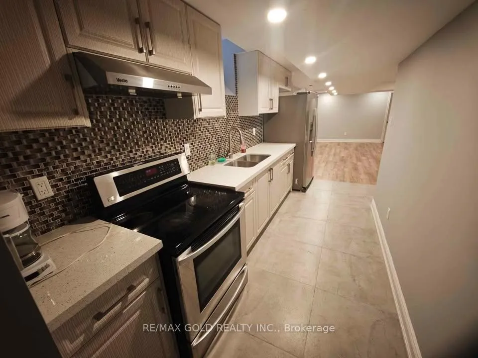 Photo 6 of 21 Savita Road, Brampton, Fletcher's Meadow — HOMEH