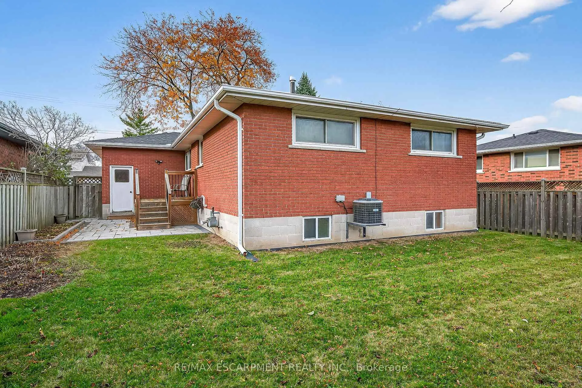 Photo 3 of 5 Mountbatten Drive, Hamilton, Rolston — HOMEH