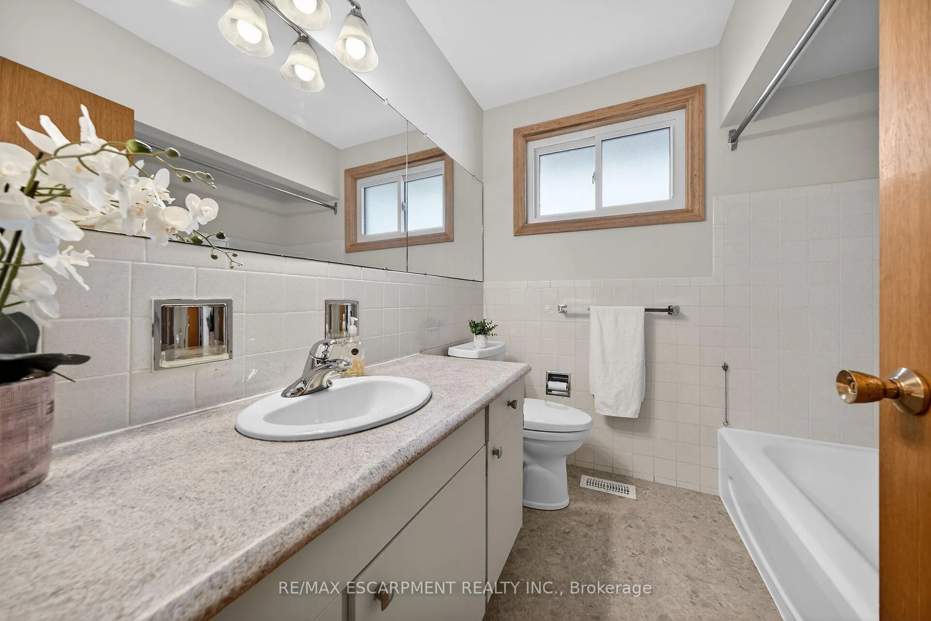 Photo 17 of 5 Mountbatten Drive, Hamilton, Rolston — HOMEH