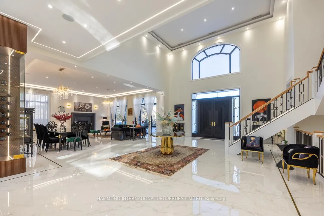 Photo 5 of 26 Valloncliffe Road, Markham, Bayview Glen — HOMEH