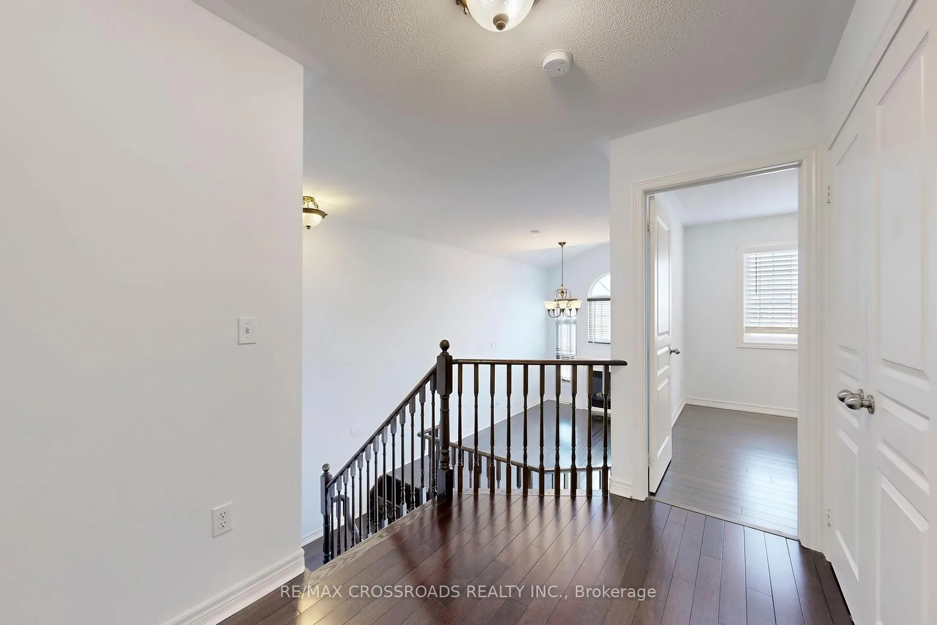 Photo 16 of 76 Rustle Woods Avenue, Markham, Cornell — HOMEH