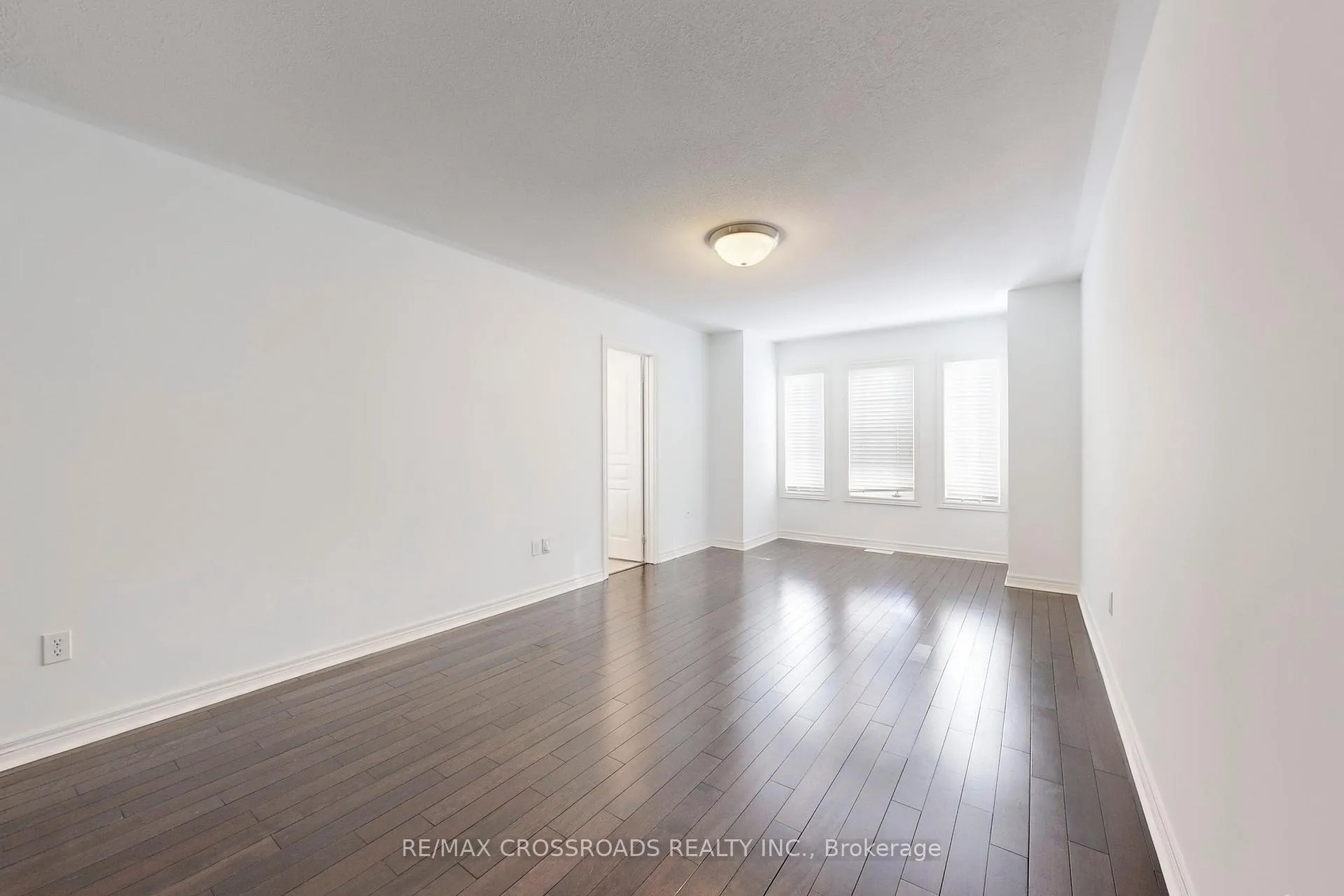 Photo 17 of 76 Rustle Woods Avenue, Markham, Cornell — HOMEH