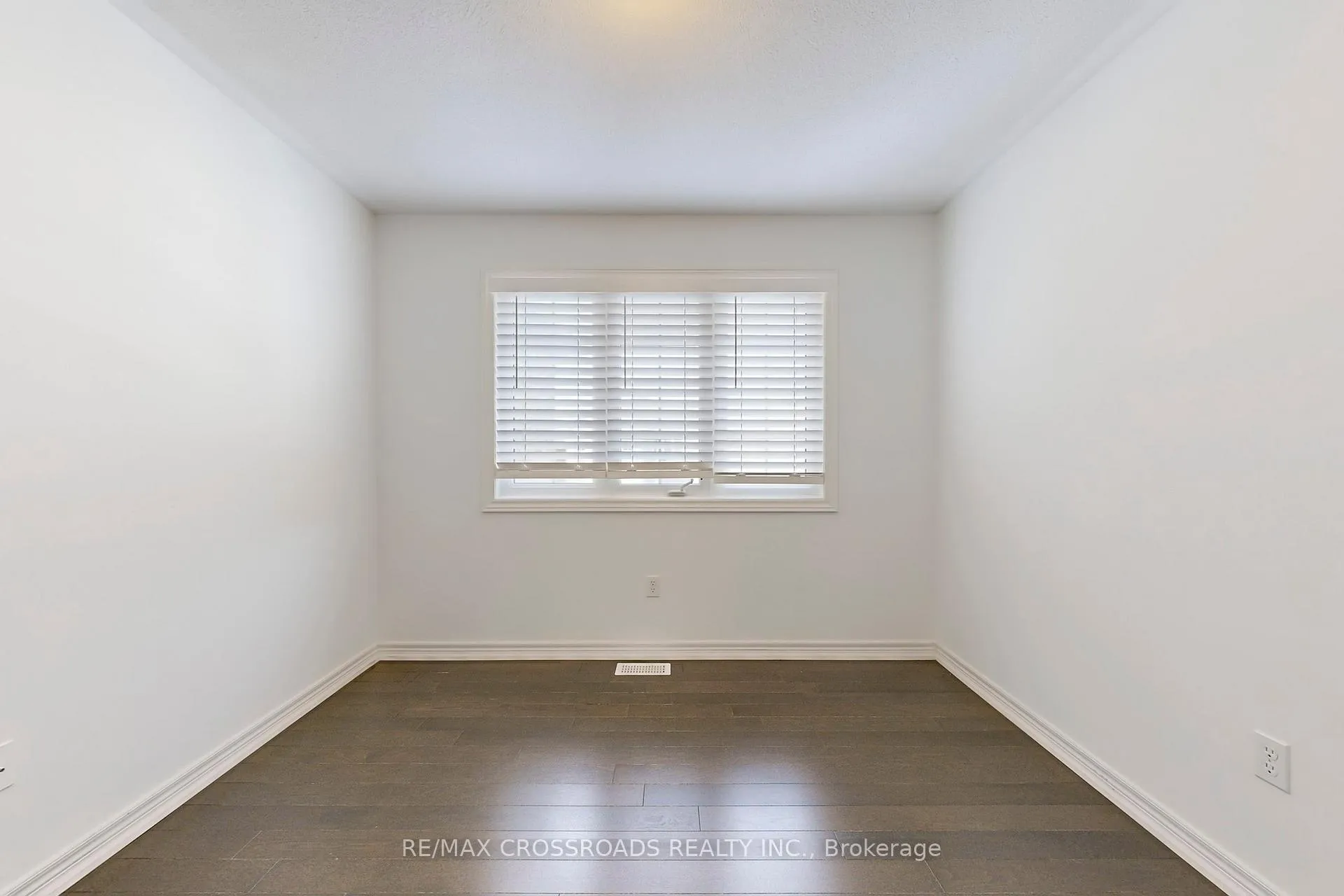 Photo 19 of 76 Rustle Woods Avenue, Markham, Cornell — HOMEH