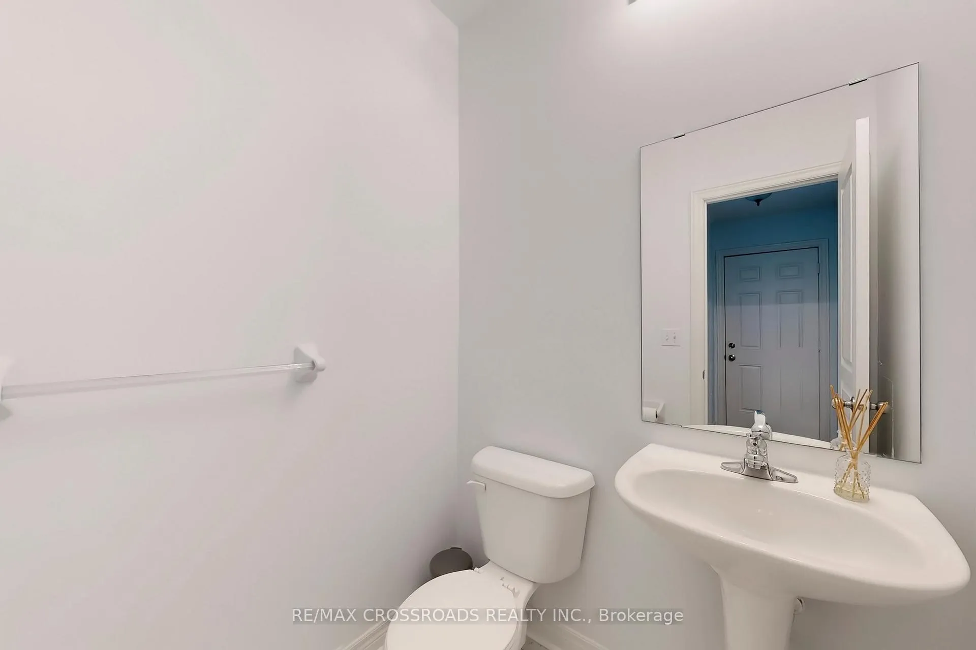Photo 22 of 76 Rustle Woods Avenue, Markham, Cornell — HOMEH