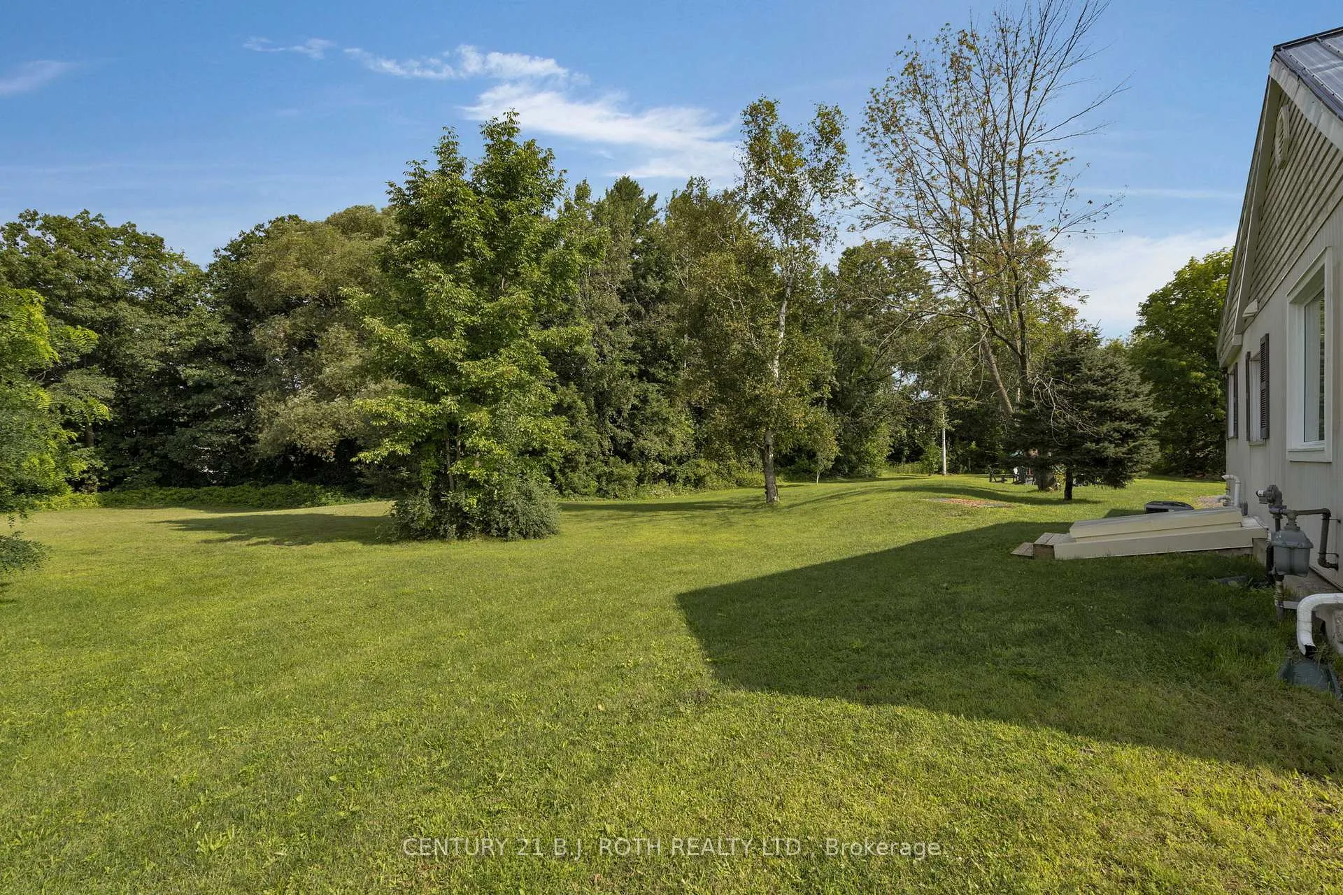 Photo 32 of 8109 93 Highway, Tiny, Wyebridge — HOMEH