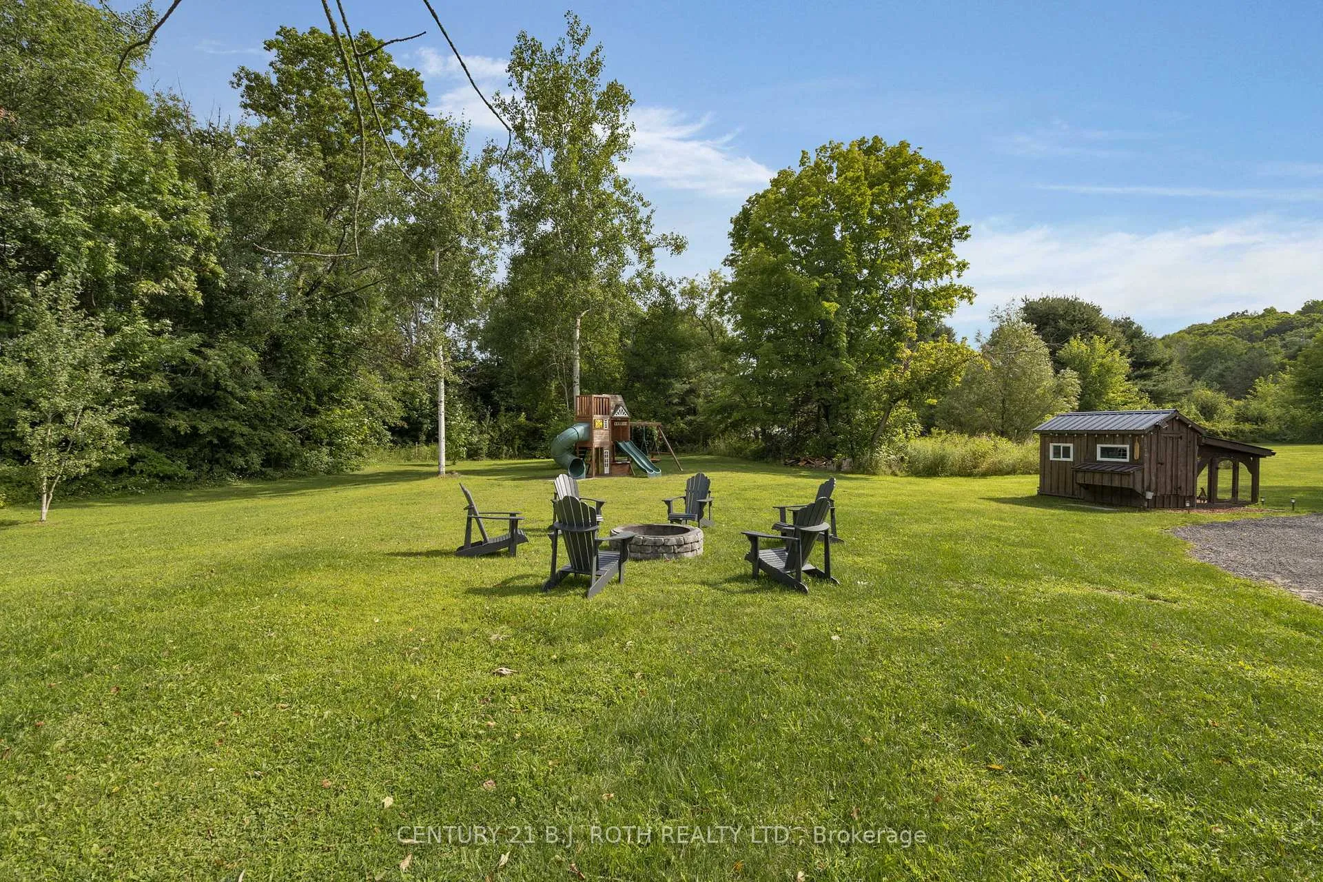 Photo 34 of 8109 93 Highway, Tiny, Wyebridge — HOMEH