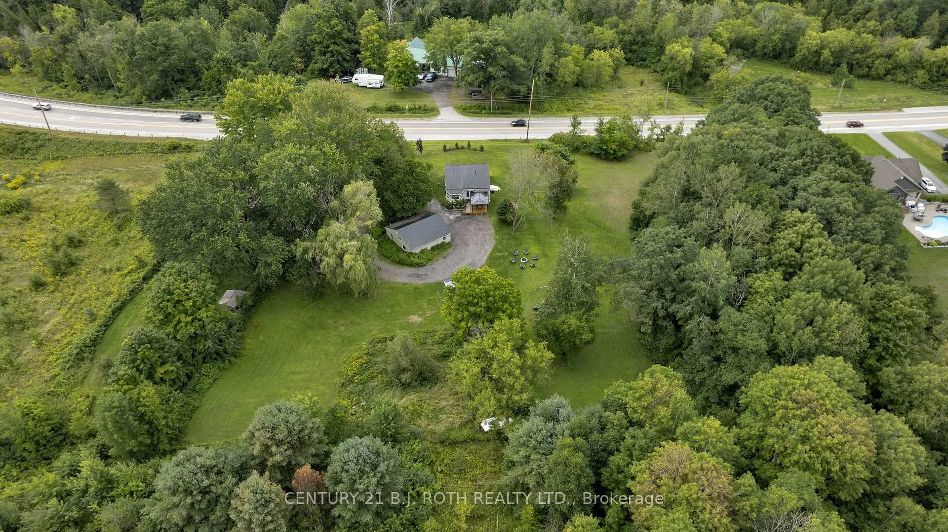 Photo 40 of 8109 93 Highway, Tiny, Wyebridge — HOMEH