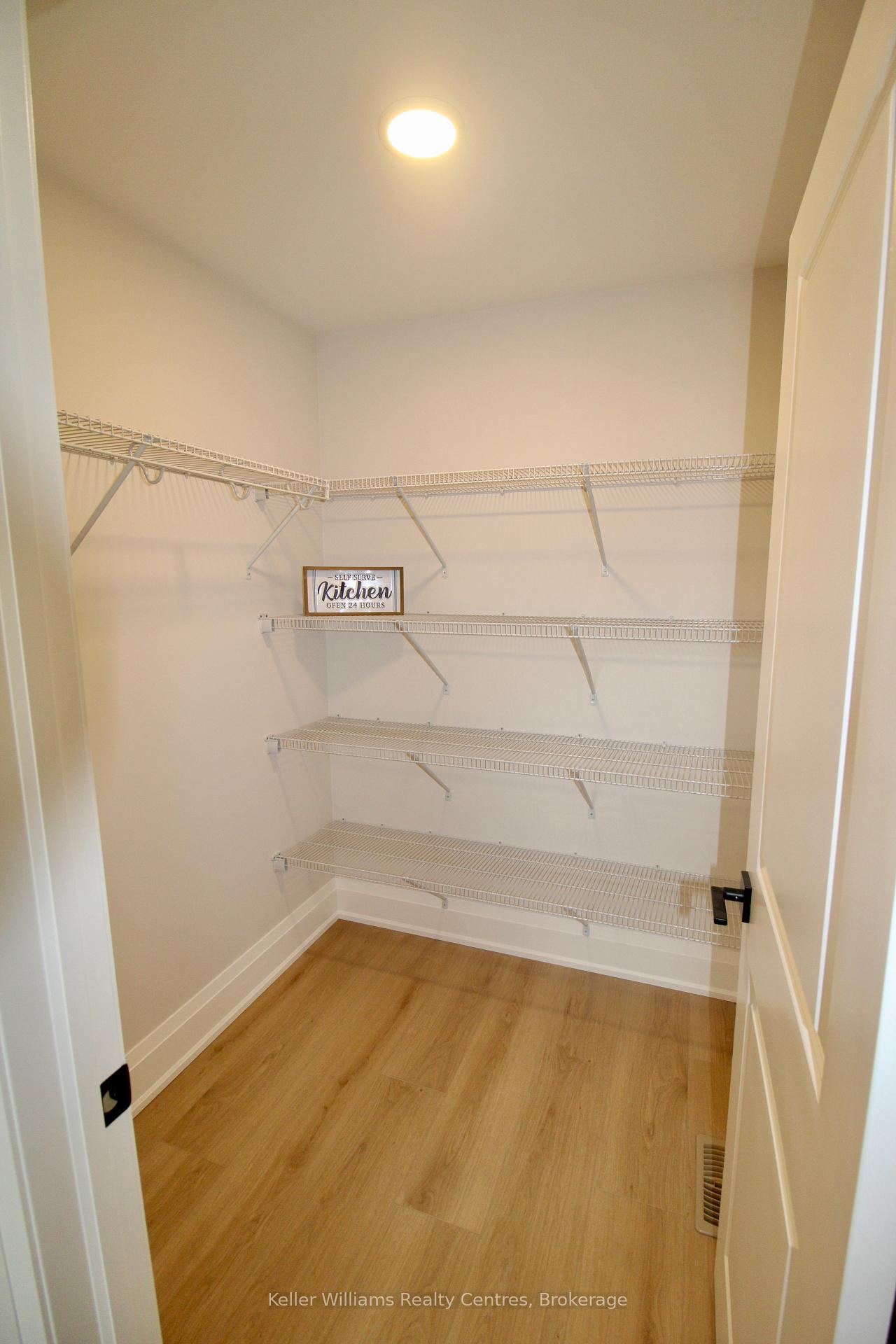Photo 15 of 694 17TH St Crescent, Hanover — HOMEH