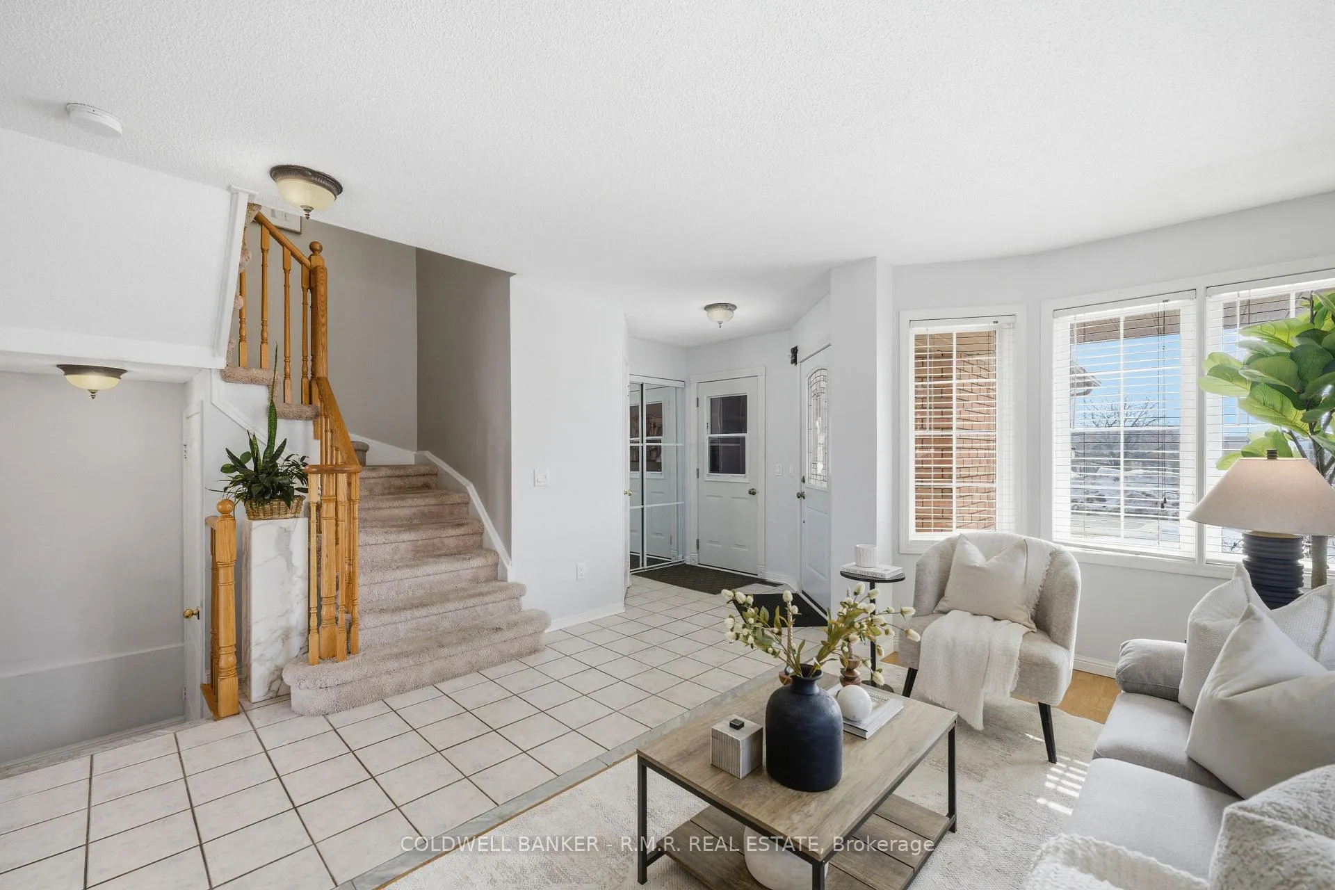 Photo 8 of 15 Greengrove Way, Whitby, Rolling Acres — HOMEH