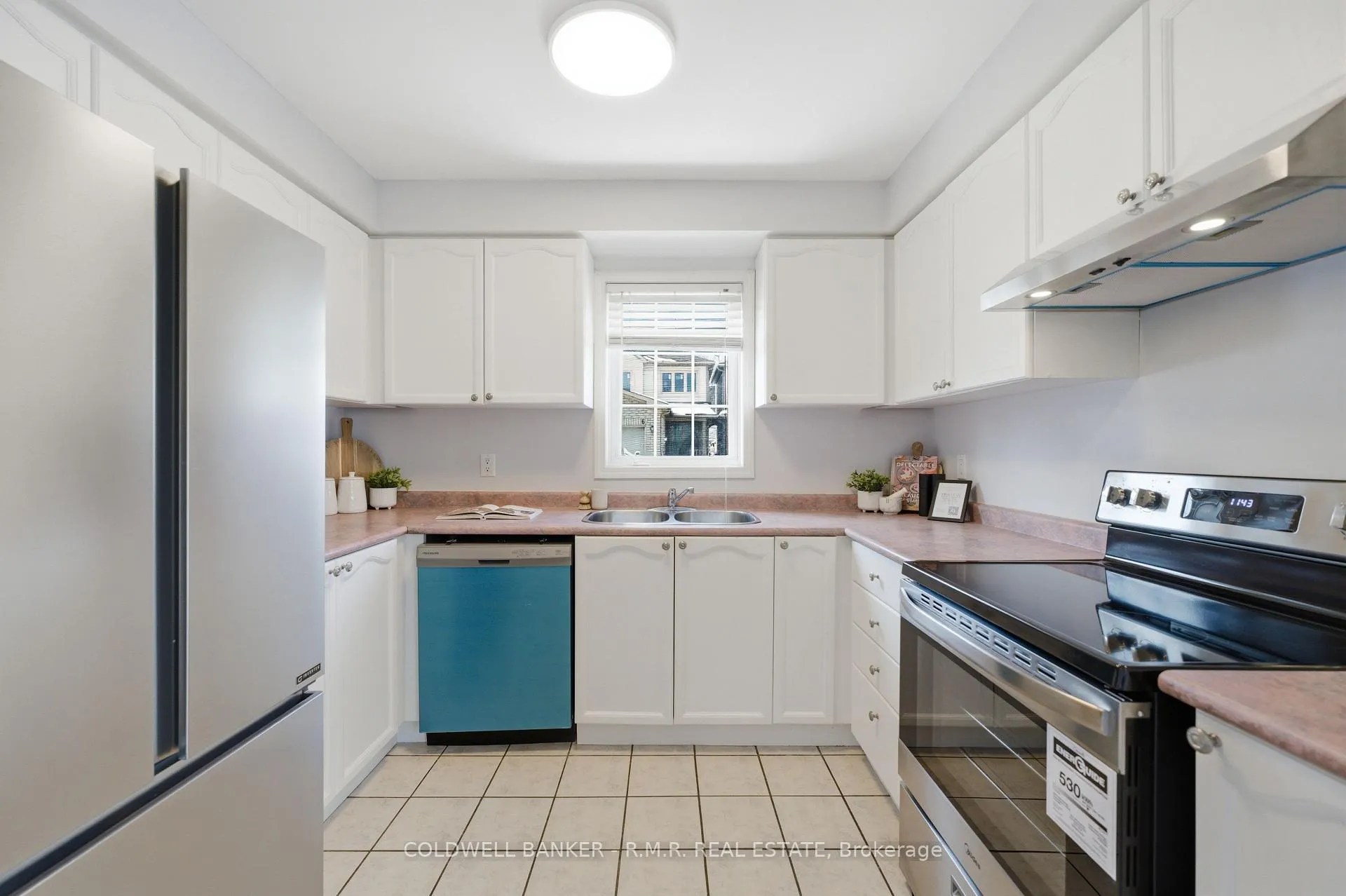 Photo 14 of 15 Greengrove Way, Whitby, Rolling Acres — HOMEH