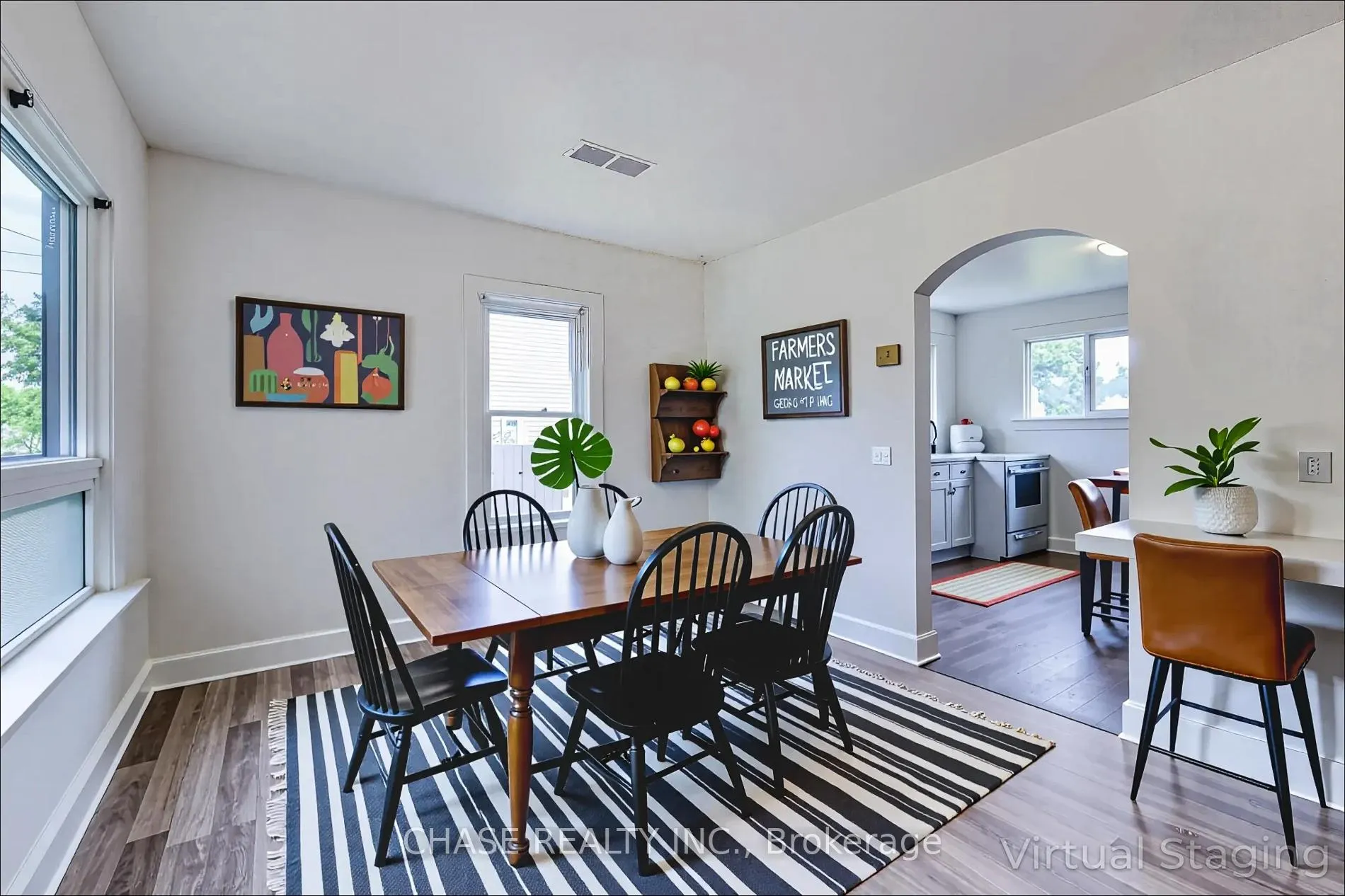 Photo 14 of 107 Saint George Street, Welland, Broadway — HOMEH