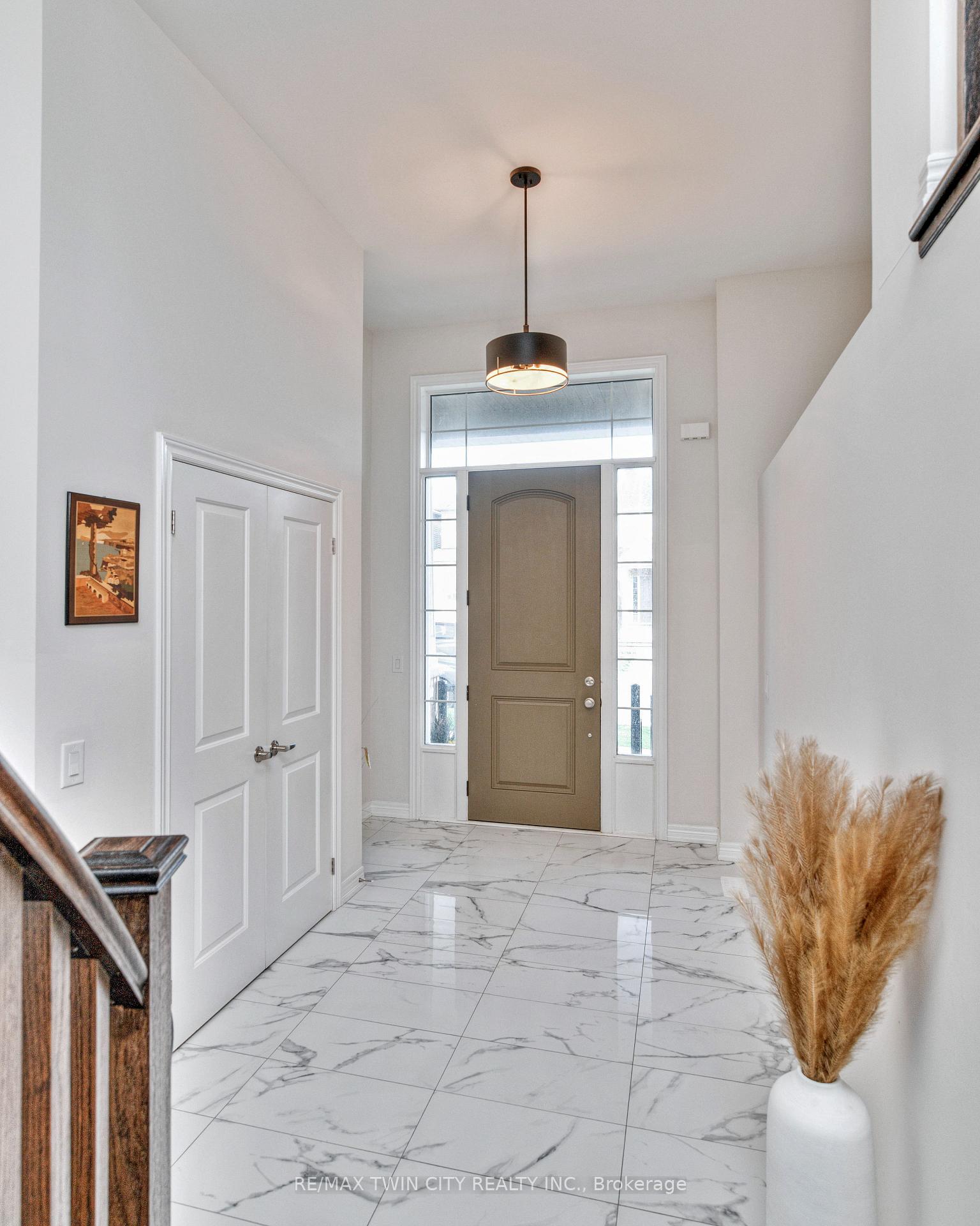 Photo 3 of 110 Haldimand Street, Kitchener — HOMEH