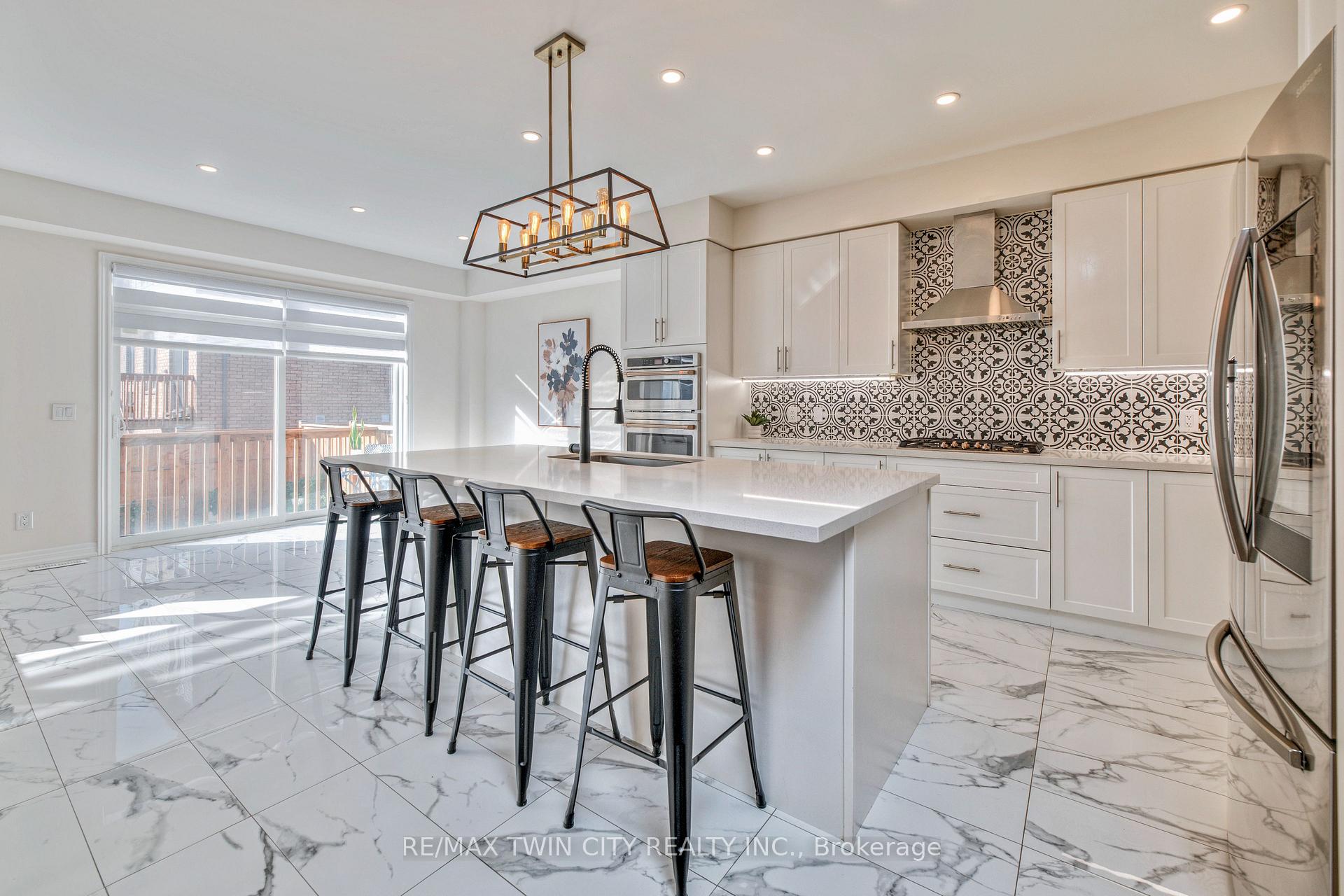 Photo 8 of 110 Haldimand Street, Kitchener — HOMEH