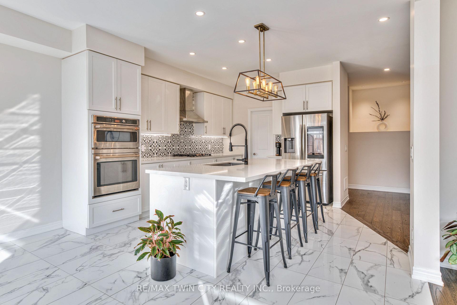 Photo 9 of 110 Haldimand Street, Kitchener — HOMEH