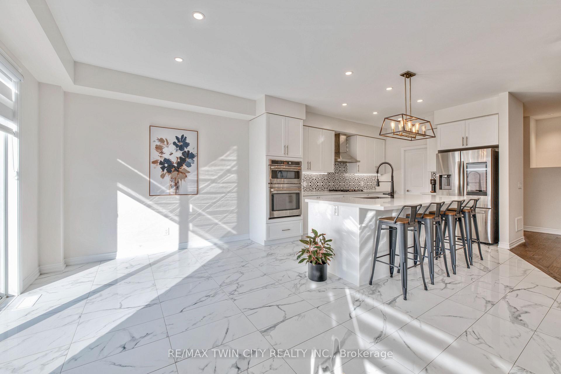 Photo 10 of 110 Haldimand Street, Kitchener — HOMEH