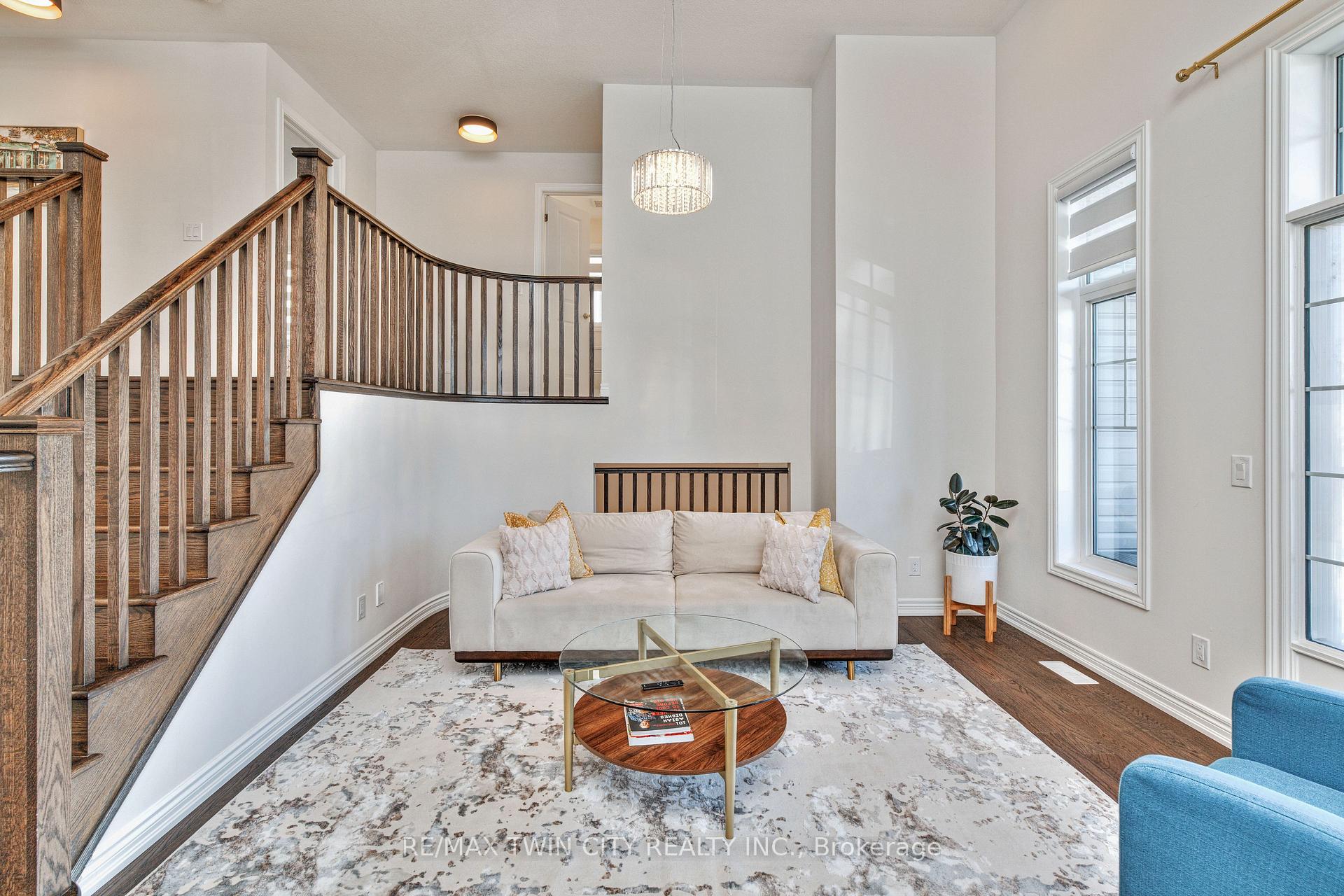 Photo 18 of 110 Haldimand Street, Kitchener — HOMEH