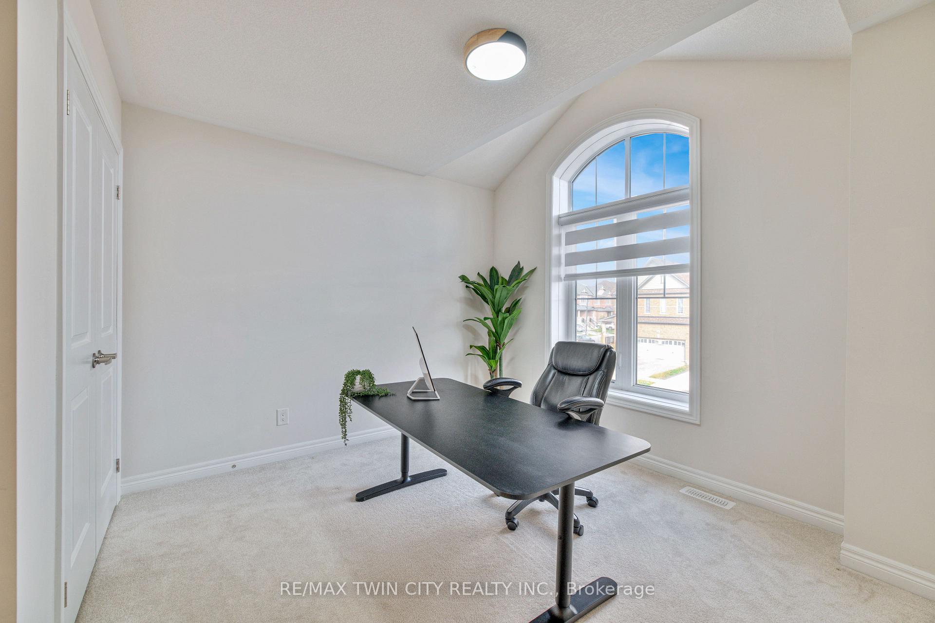 Photo 23 of 110 Haldimand Street, Kitchener — HOMEH