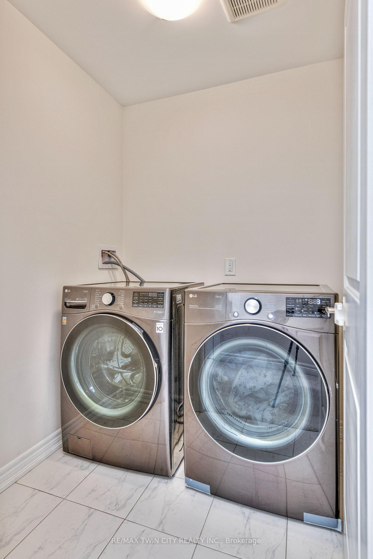 Photo 29 of 110 Haldimand Street, Kitchener — HOMEH