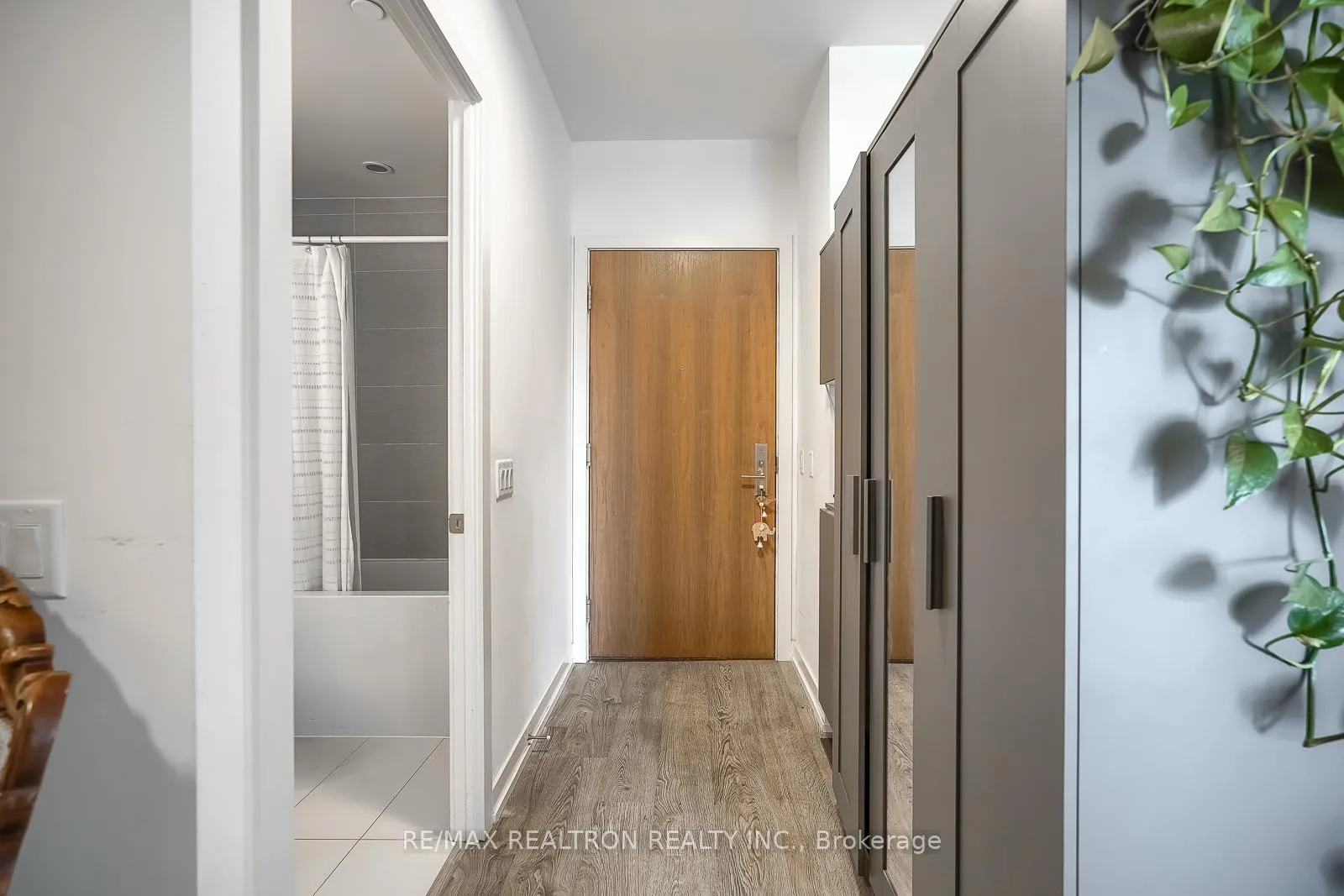 Photo 4 of Unit 2707, 1 Grandview Avenue, Markham, Thornhill — HOMEH