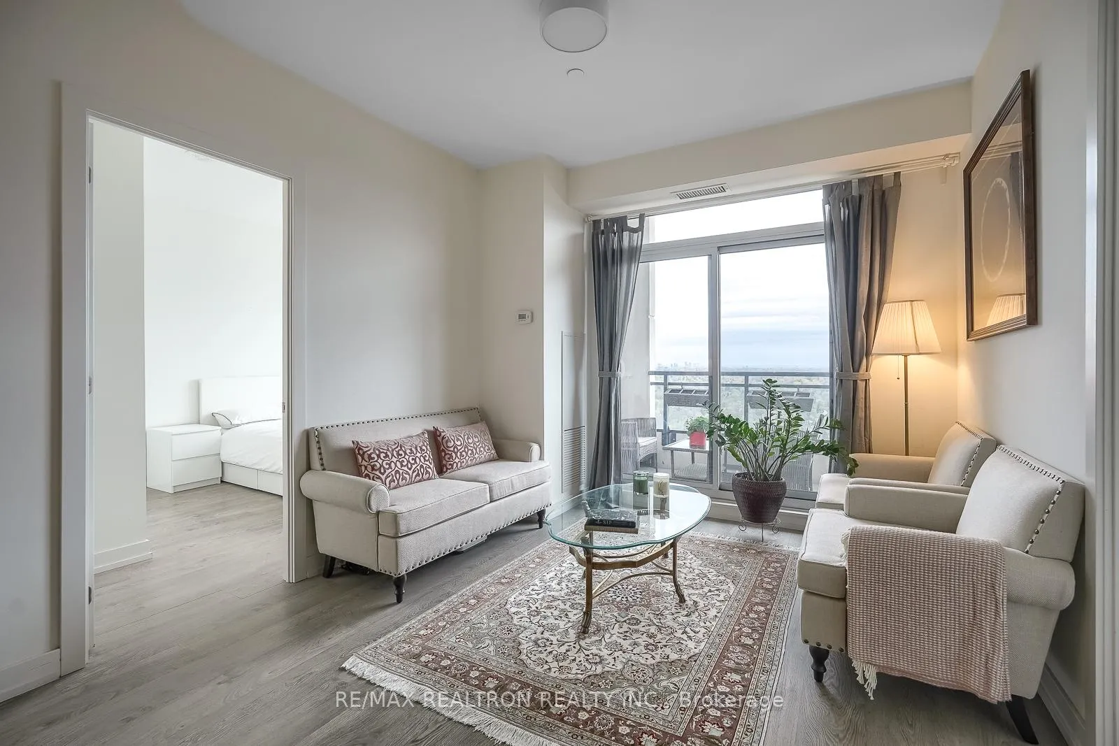 Photo 5 of Unit 2707, 1 Grandview Avenue, Markham, Thornhill — HOMEH