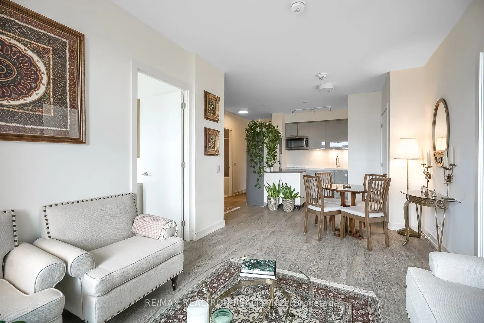 Photo 8 of Unit 2707, 1 Grandview Avenue, Markham, Thornhill — HOMEH