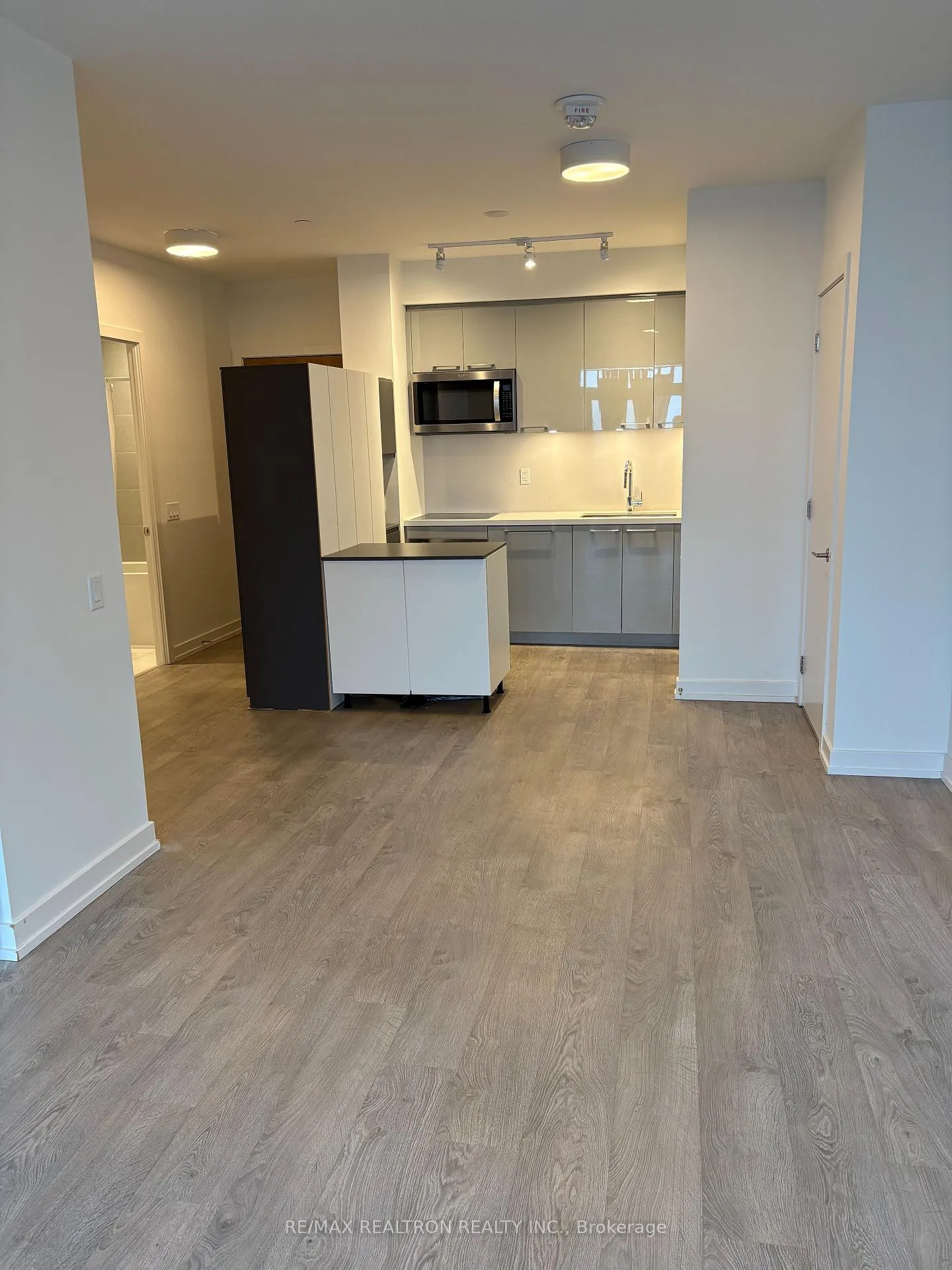 Photo 9 of Unit 2707, 1 Grandview Avenue, Markham, Thornhill — HOMEH