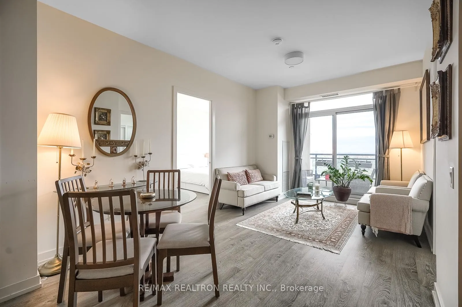 Photo 13 of Unit 2707, 1 Grandview Avenue, Markham, Thornhill — HOMEH