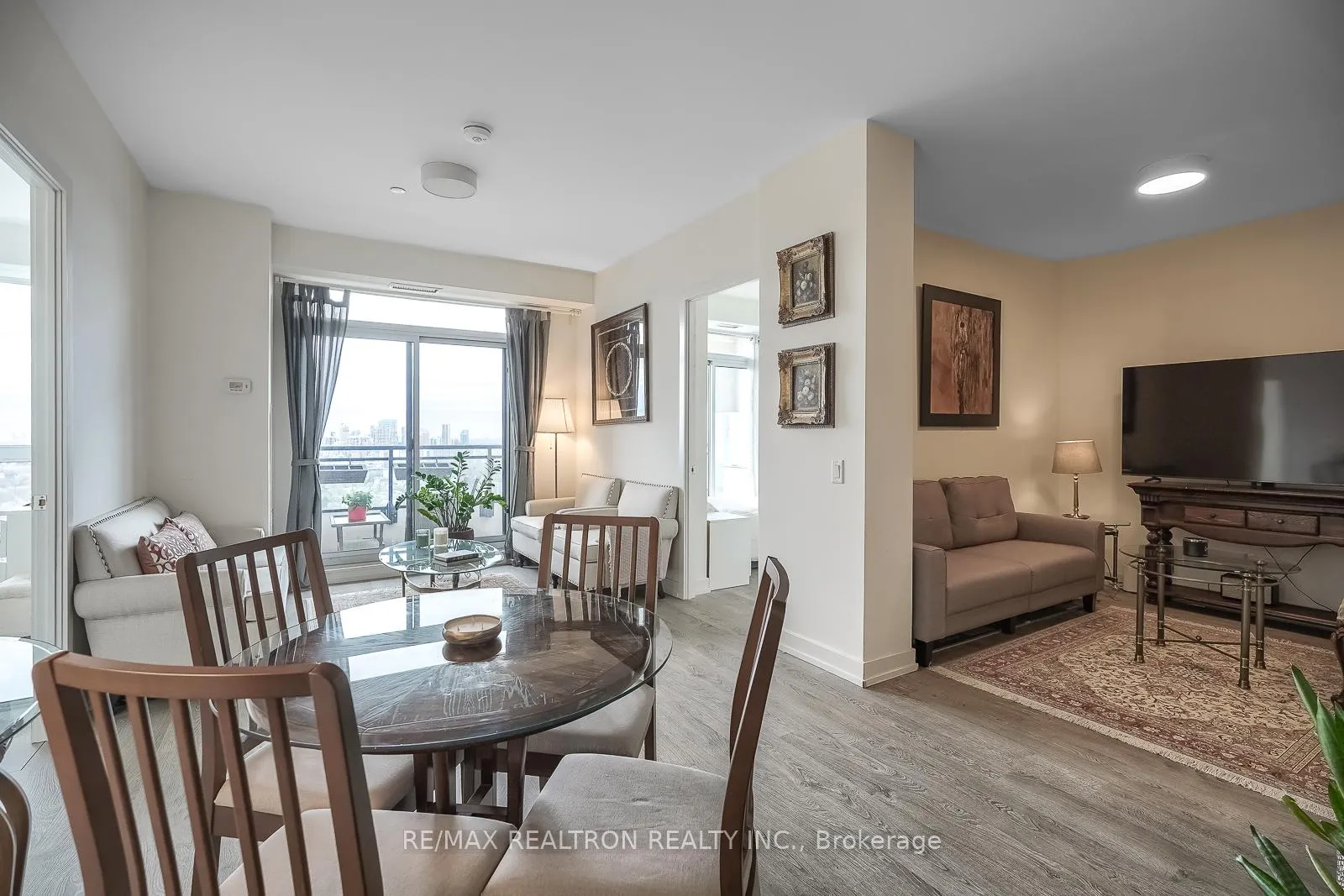 Photo 14 of Unit 2707, 1 Grandview Avenue, Markham, Thornhill — HOMEH
