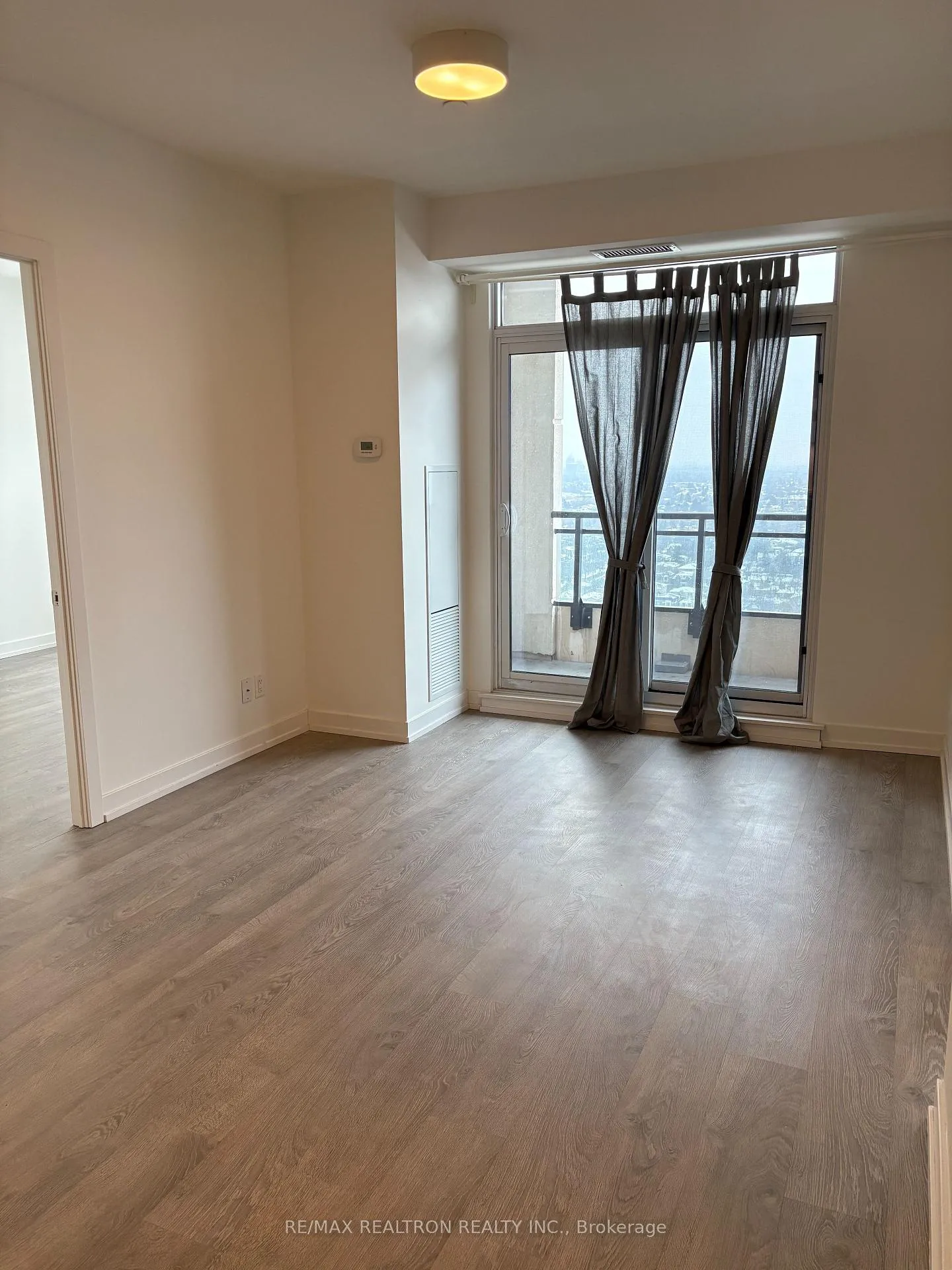 Photo 16 of Unit 2707, 1 Grandview Avenue, Markham, Thornhill — HOMEH