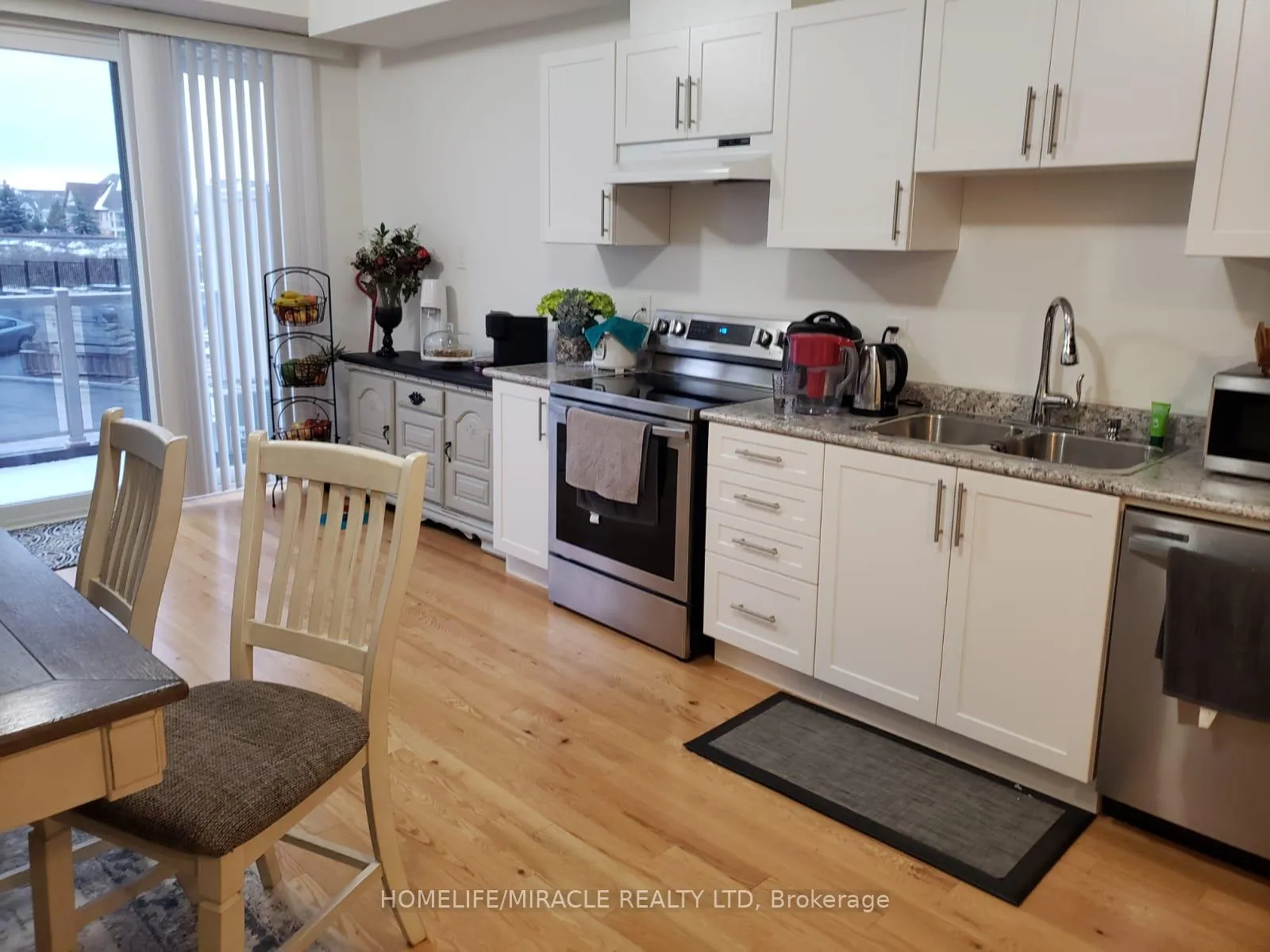 Photo 3 of 1431 Green Road, Clarington, Bowmanville — HOMEH