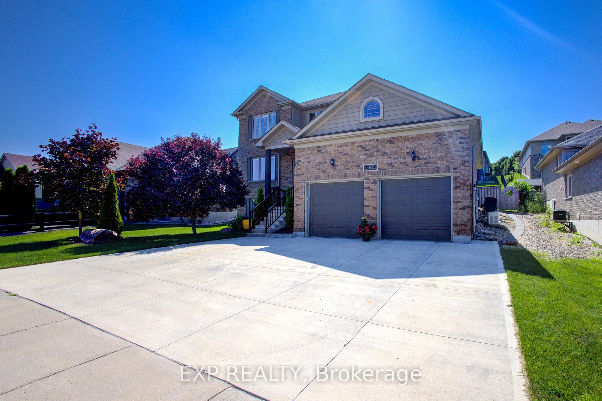 Photo 3 of 165 River Run Road, Mapleton, Rural Mapleton — HOMEH