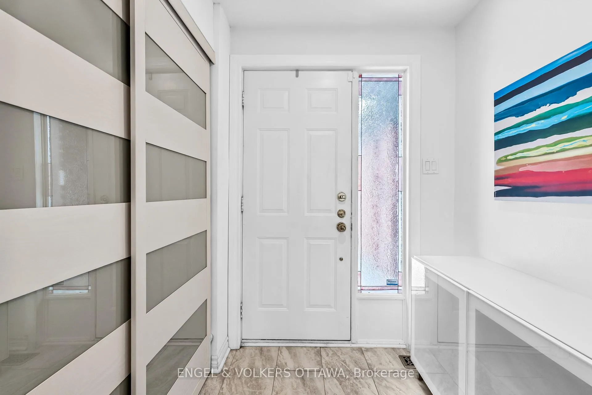 Photo 5 of 29 Valley Ridge Street, Ottawa, Borden Farm/Stewart Farm/Carleton Heights/Parkwood Hills — HOMEH